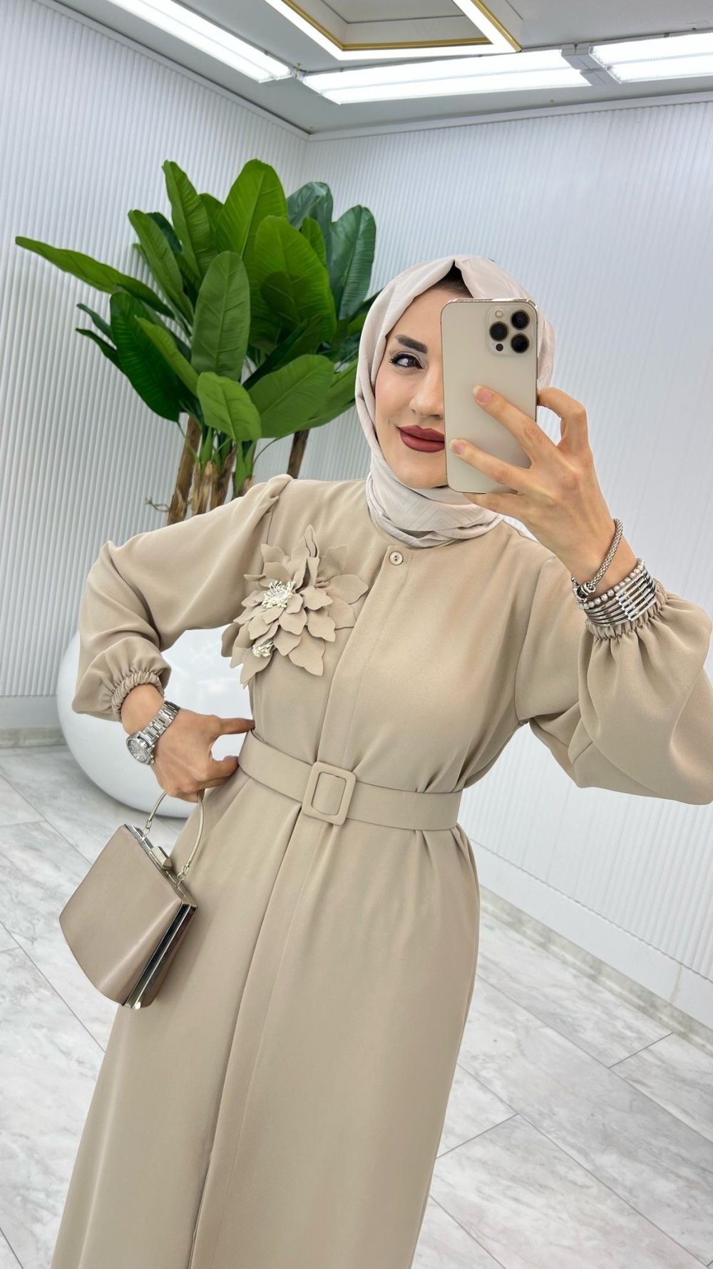 Taş Premium Yasemin Ferace Tesettür Giyim
