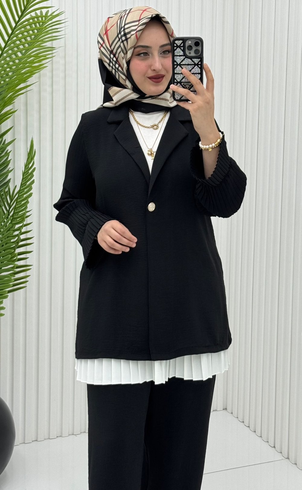 Burcu Takım Siyah