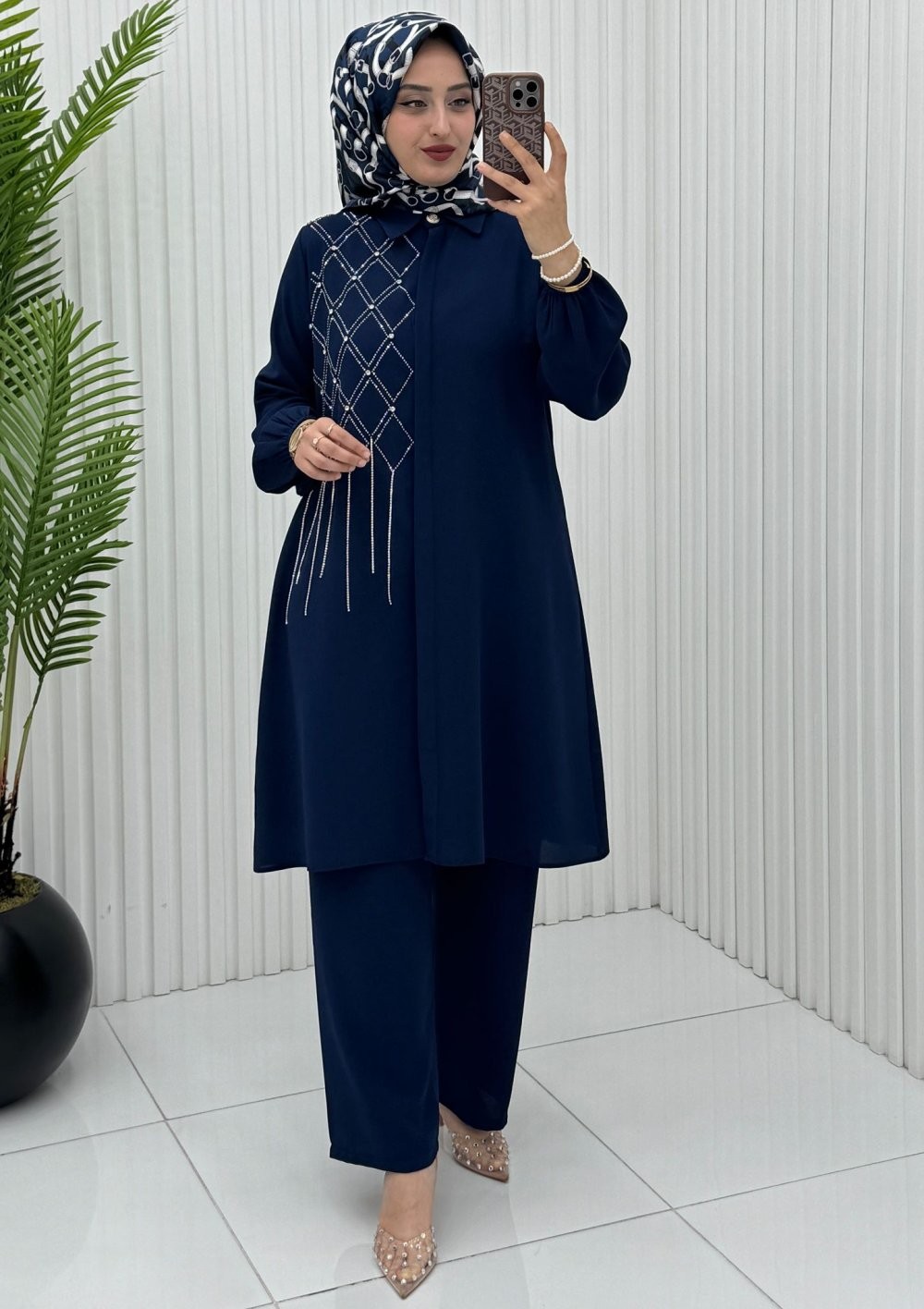 Nazan Takım Lacivert