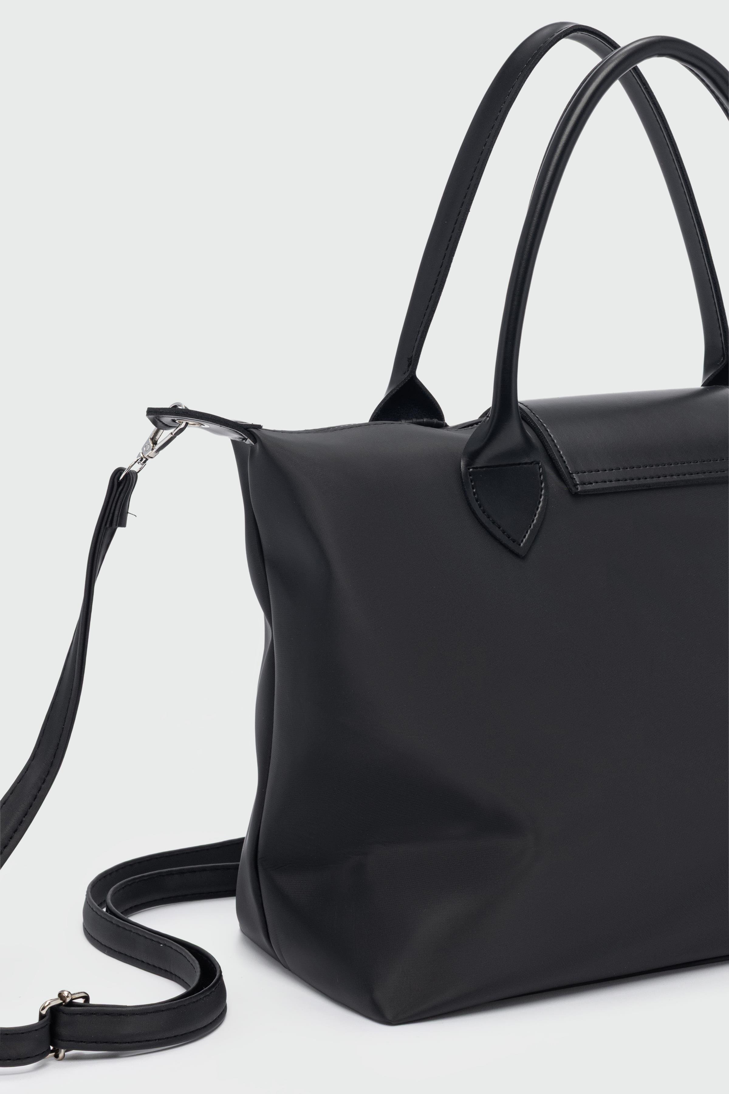 Charmlı Kadın Omuz Çantası