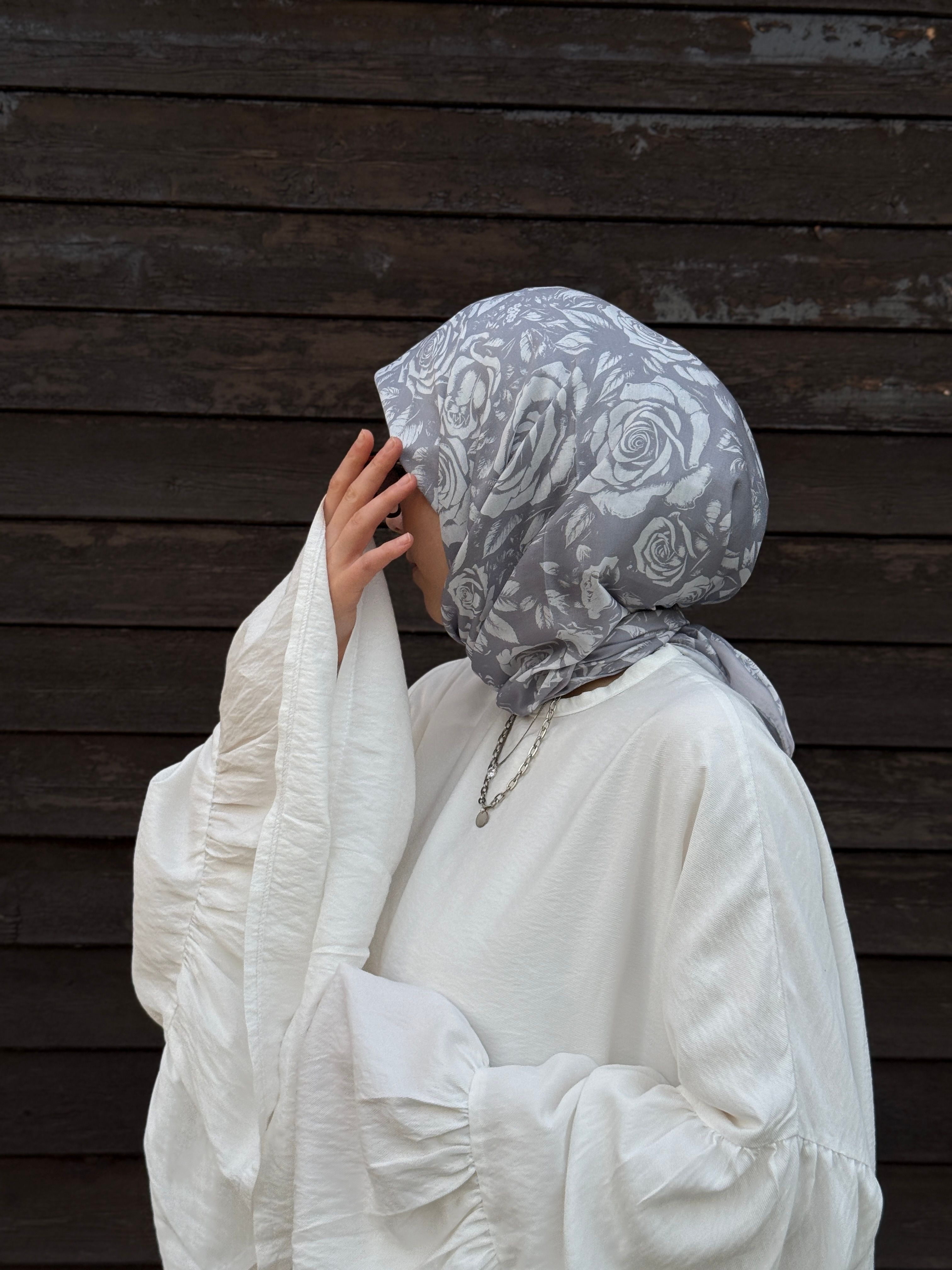 Pamuklu Soft Roza Desen Eşarp-Gümüş