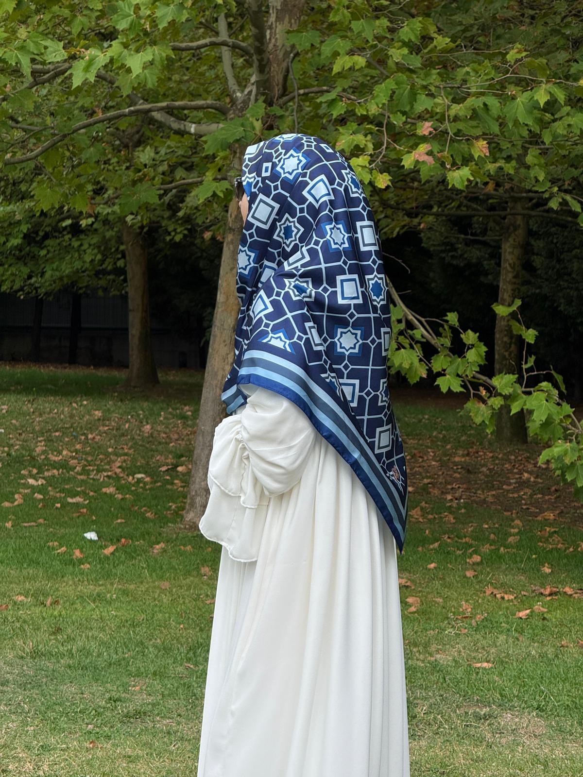 İpeksi Twil Monogram Eşarp-Lacivert