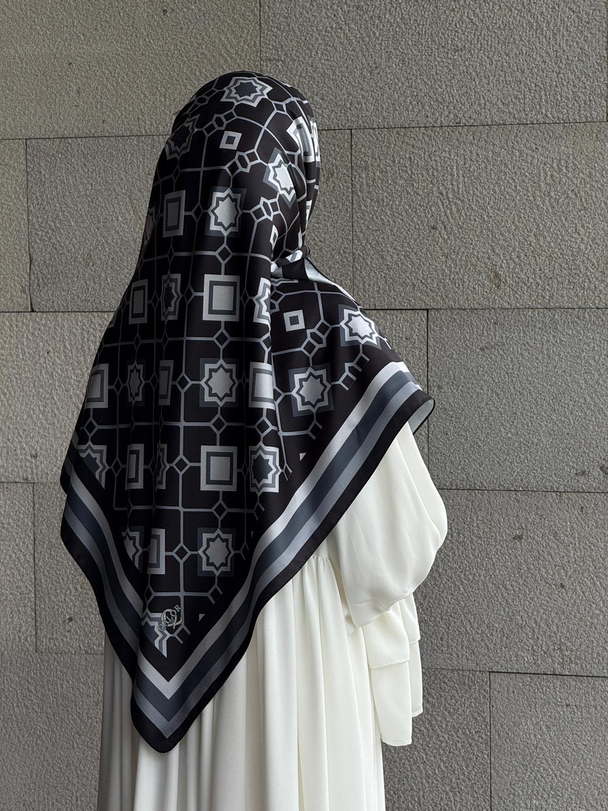 İpeksi Twil Monogram Eşarp-Siyah