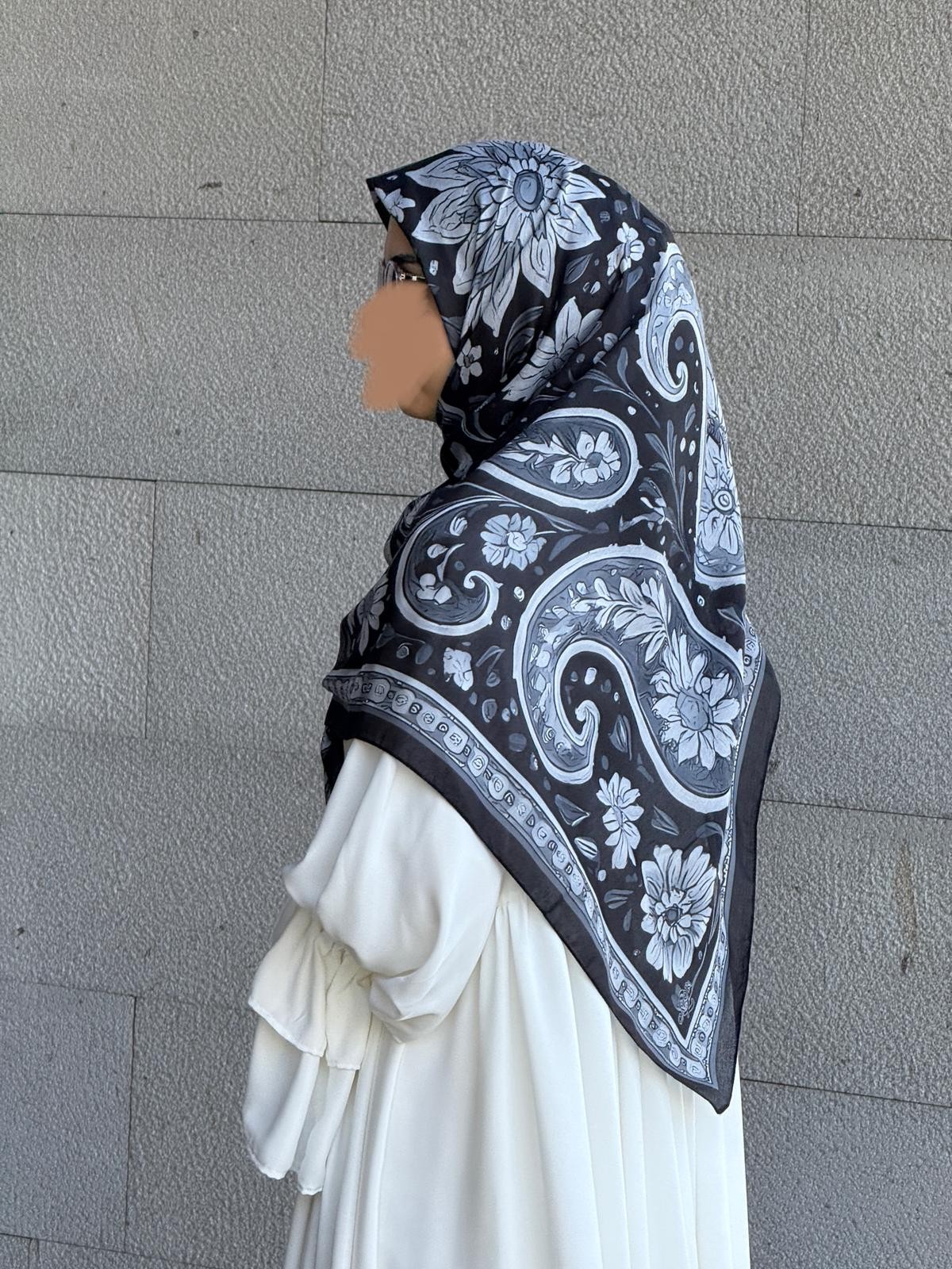 Pamuklu Vintage Desen Eşarp-Siyah/Gri