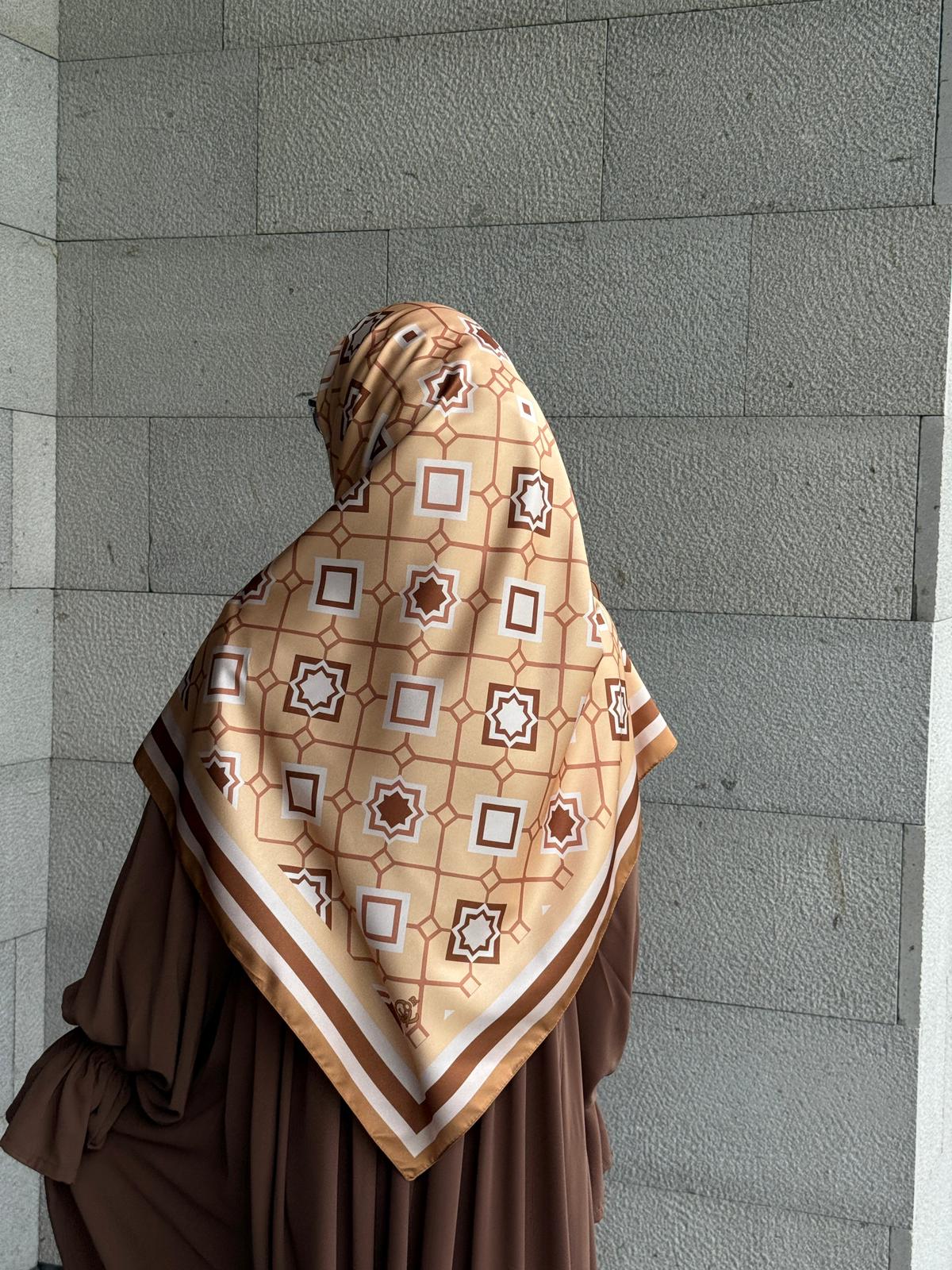 İpeksi Twil Monogram Eşarp-Latte