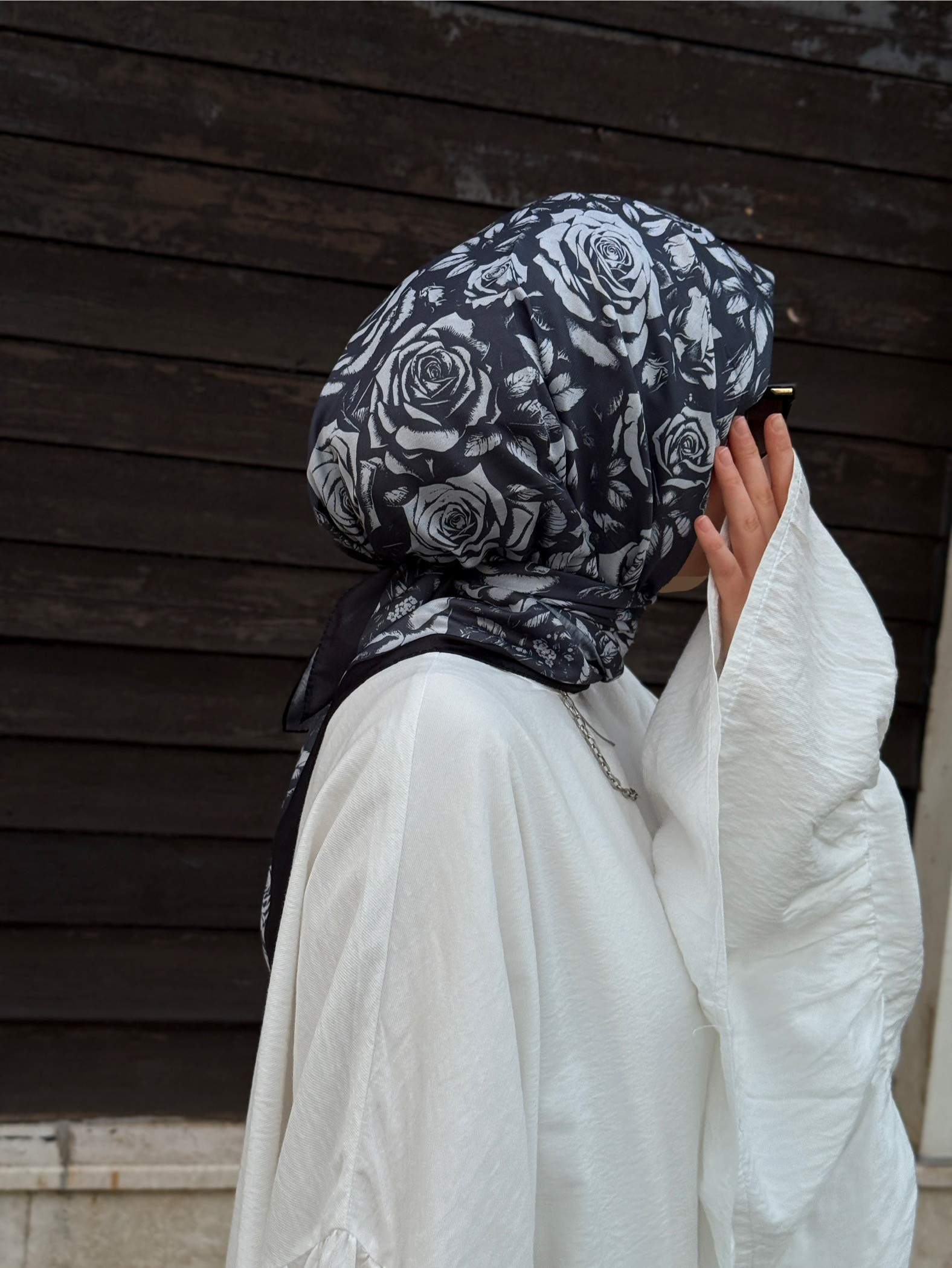 Pamuklu Soft Roza Desen Eşarp-Siyah/Antrasit