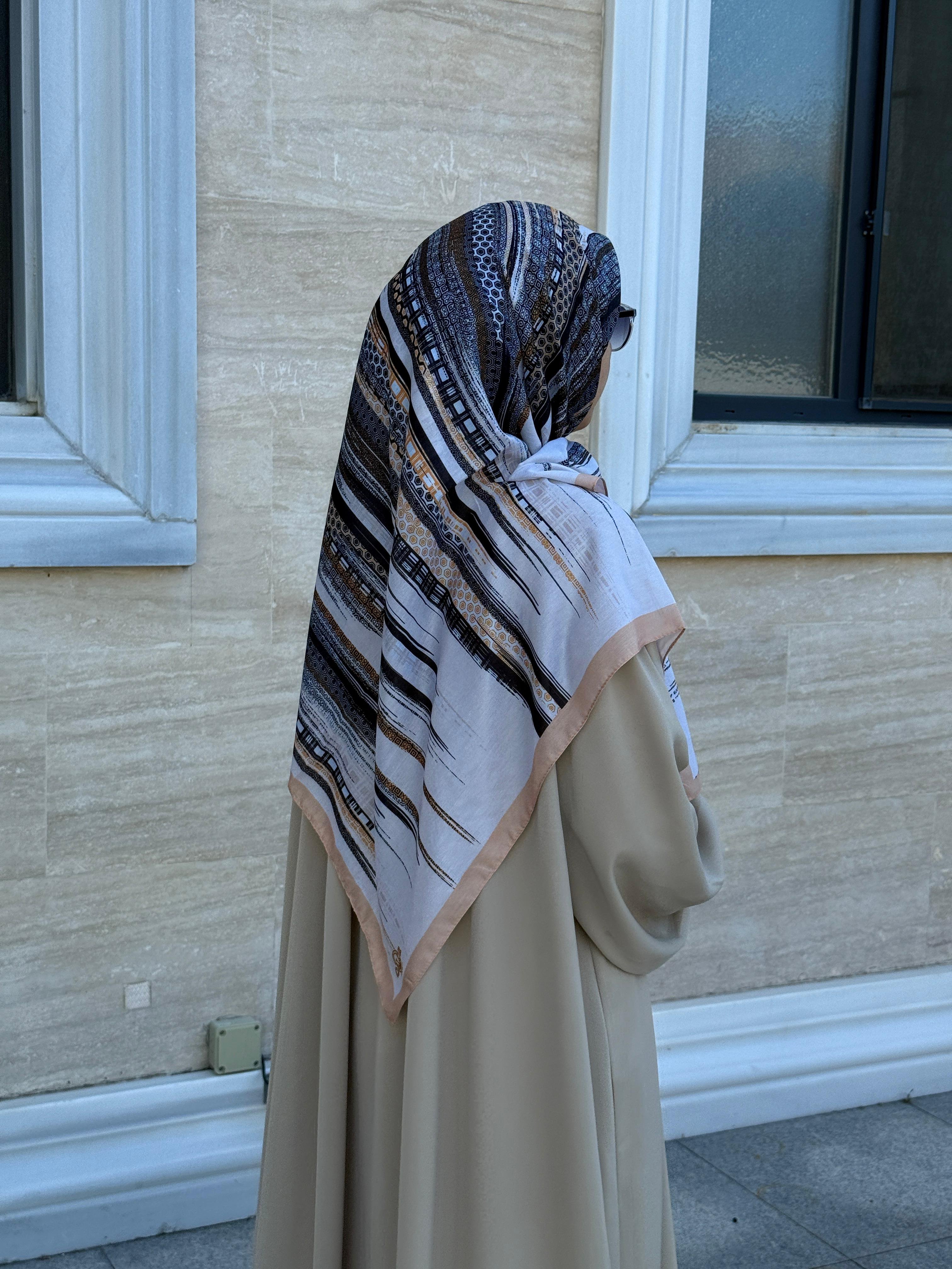 Pamuklu Âlâ Desen Eşarp-Siyah