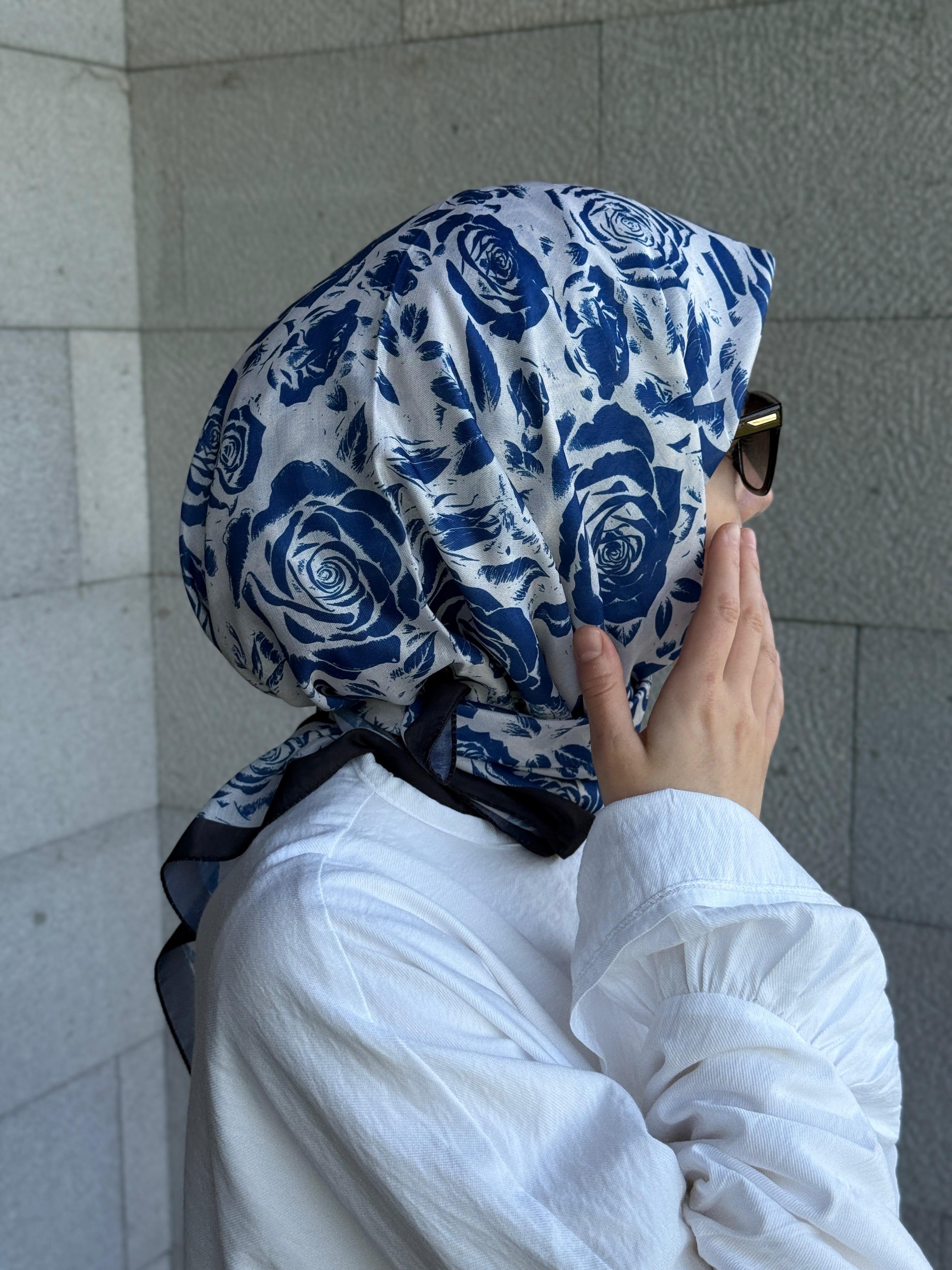 Pamuklu Soft Roza Desen Eşarp-Mavi/Krem