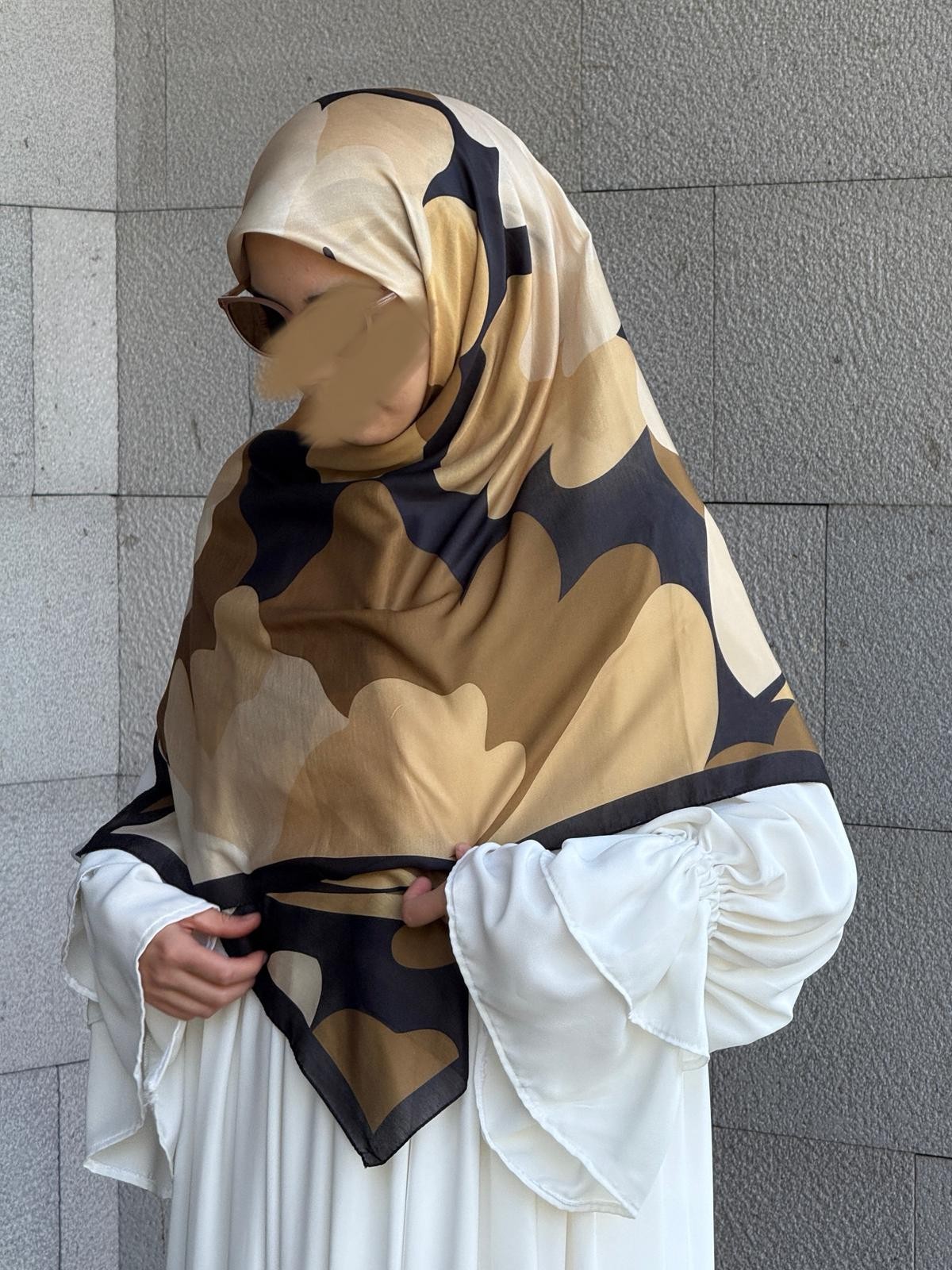 Pamuklu Vera Desen Eşarp-Siyah/Gold