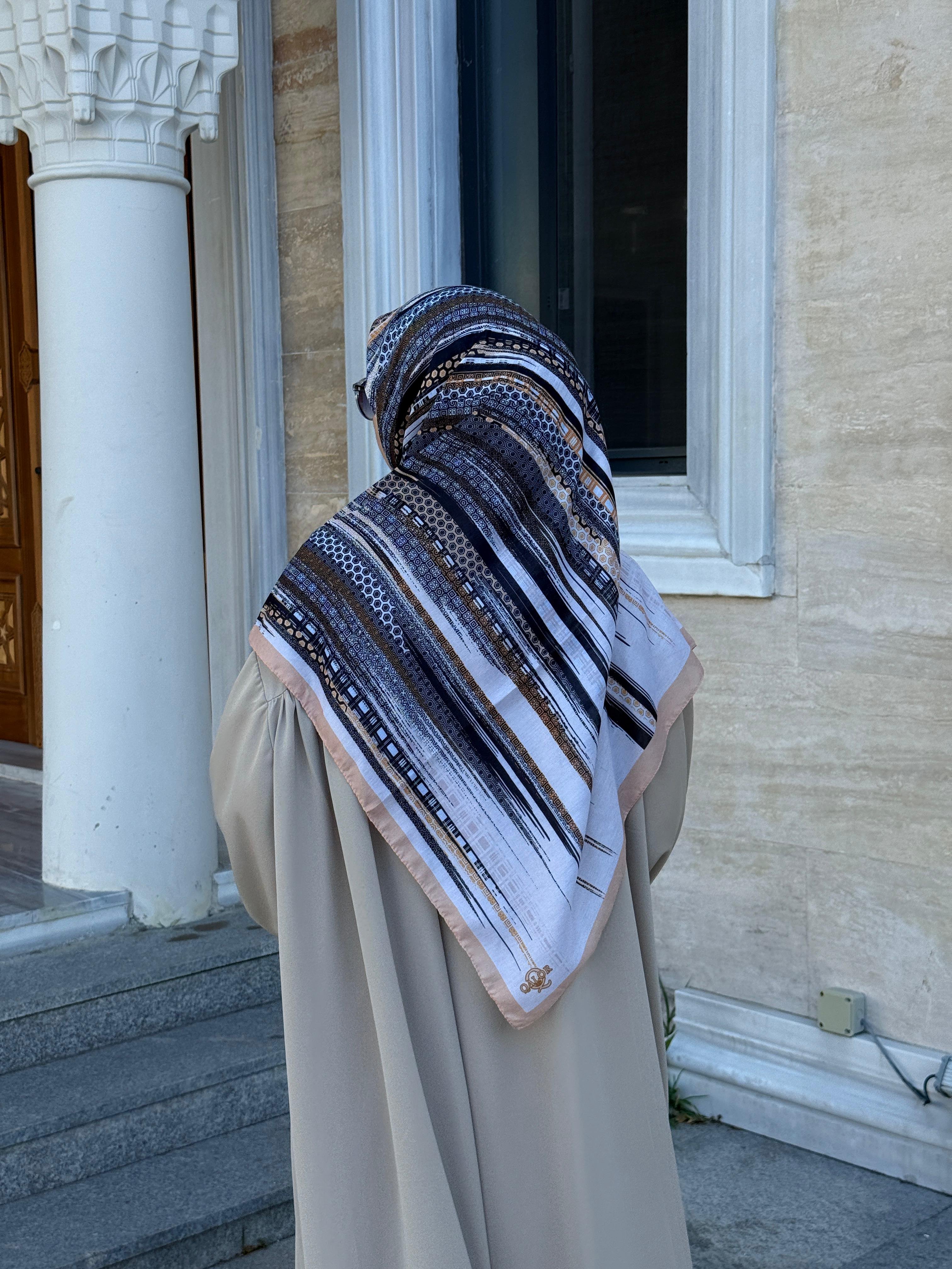 Pamuklu Âlâ Desen Eşarp-Siyah