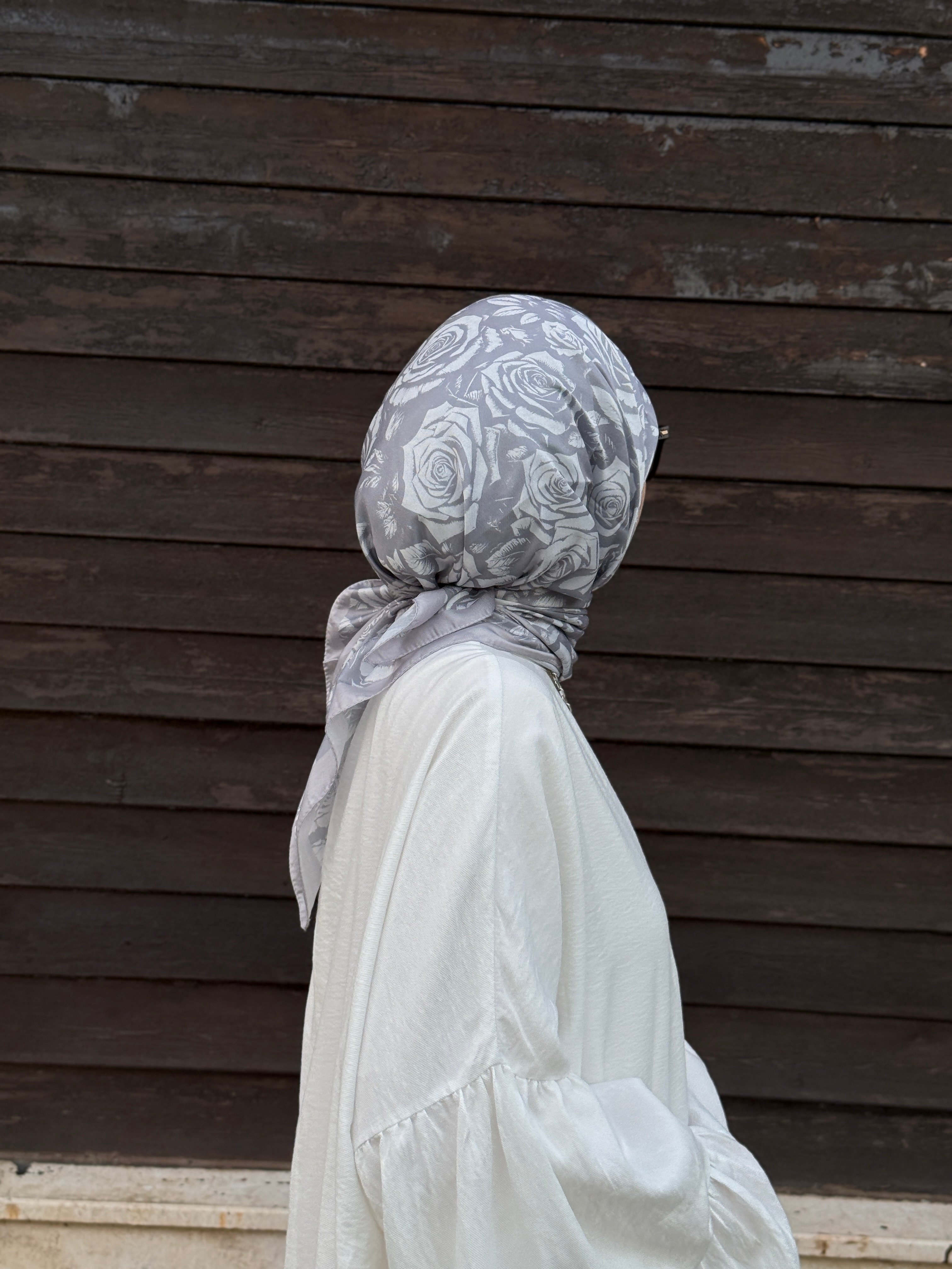 Pamuklu Soft Roza Desen Eşarp-Gümüş