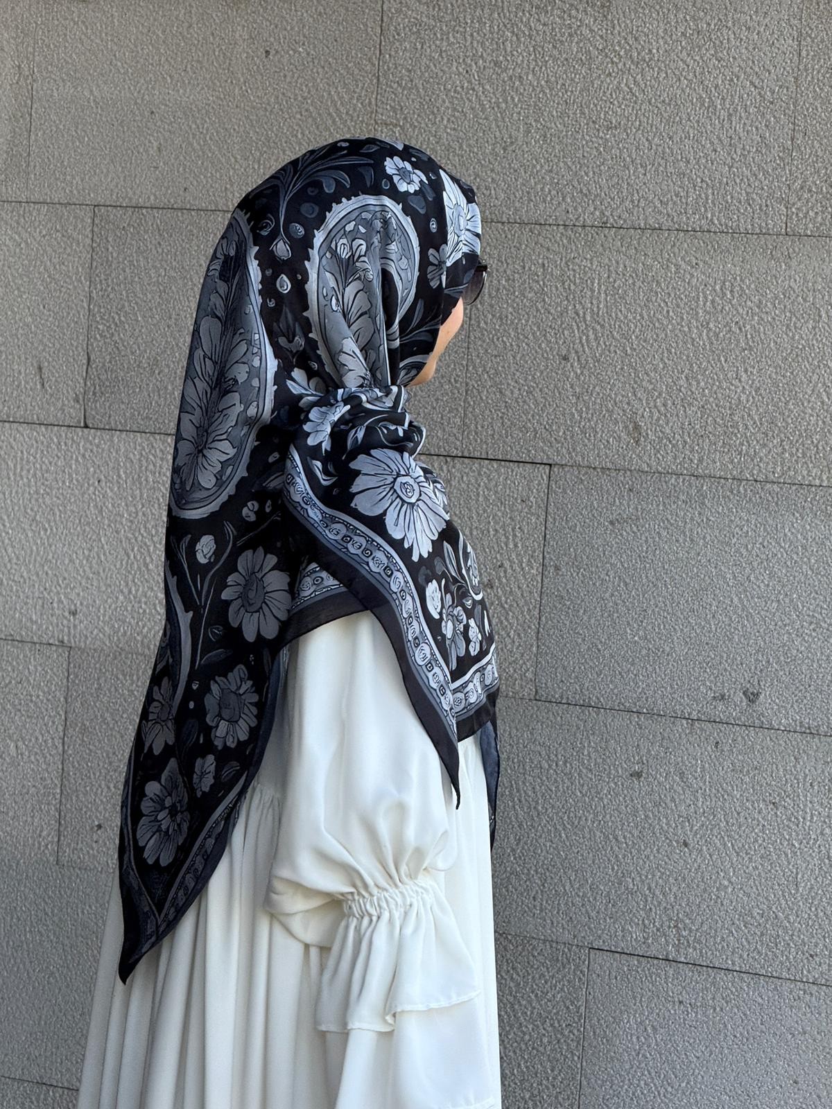 Pamuklu Vintage Desen Eşarp-Siyah/Gri