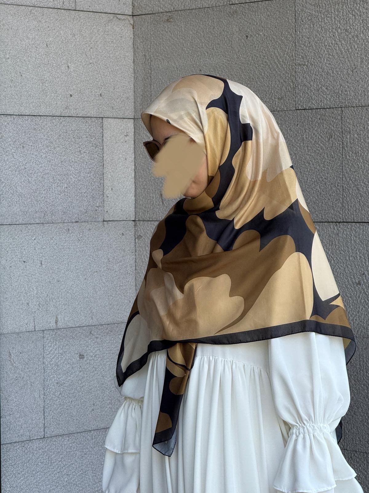 Pamuklu Vera Desen Eşarp-Siyah/Gold