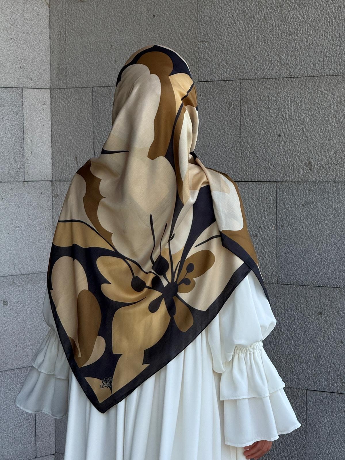 Pamuklu Vera Desen Eşarp-Siyah/Gold