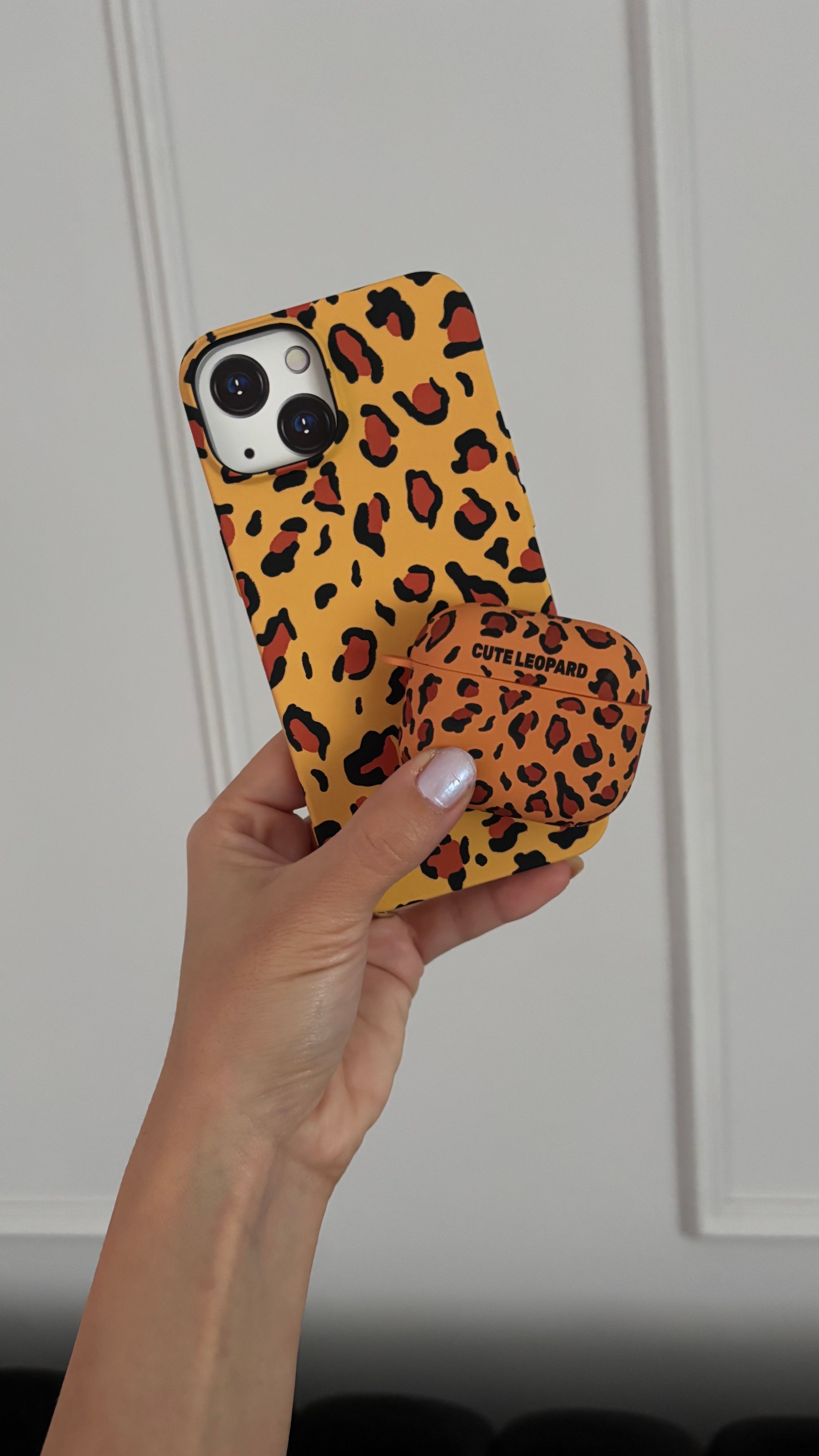 iPhone & Airpods Kılıf Seti Cute Leopard