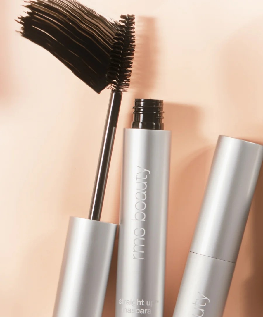 Straight Up™ Volumizing Peptide Mascara 10 ml