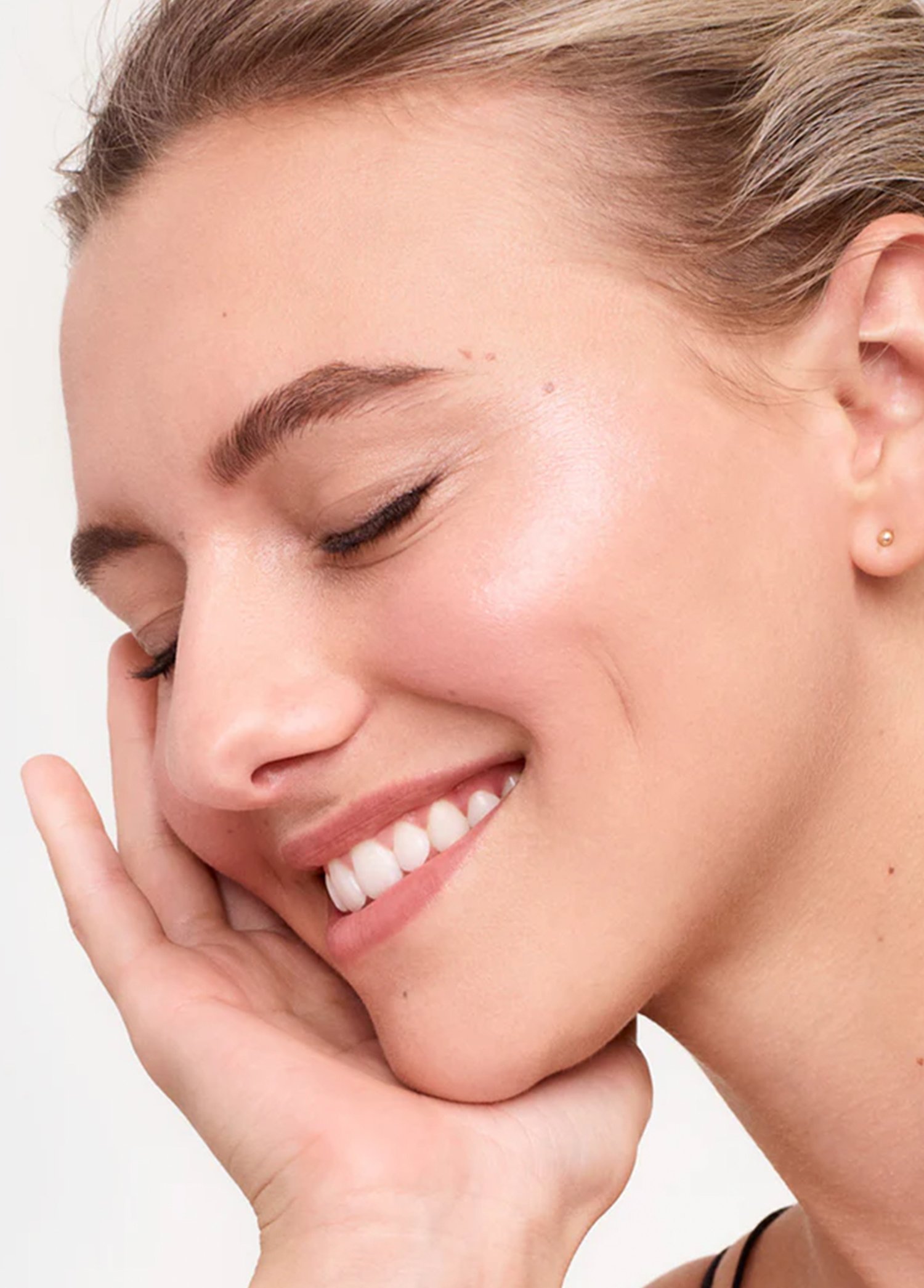 ReEvolve Natural Finish Liquid Foundation 22.5