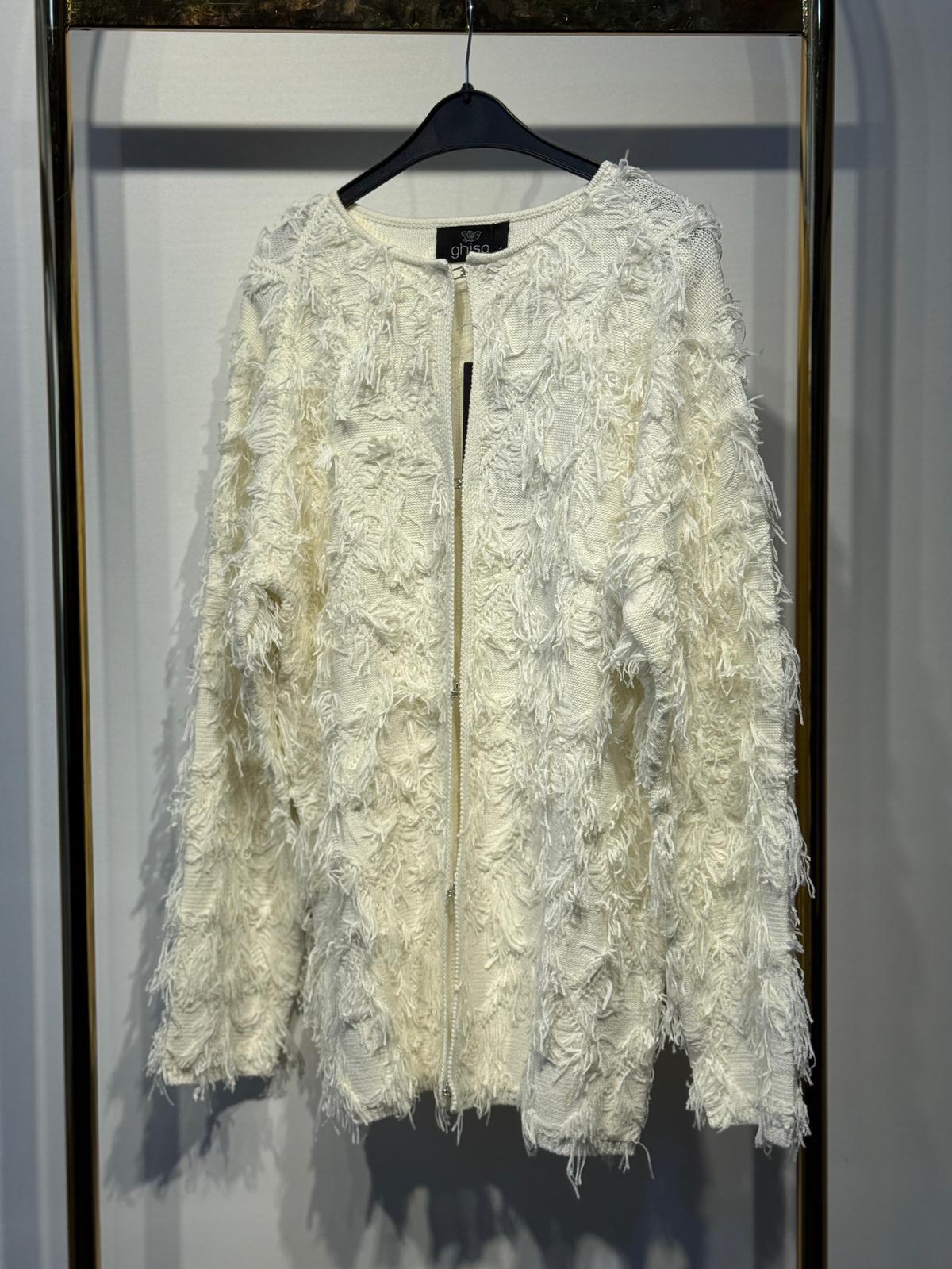 GHİSA Önden Çengel Bağlamalı Ful Saçak İşleme Detaylı Yakasız Triko Ceket