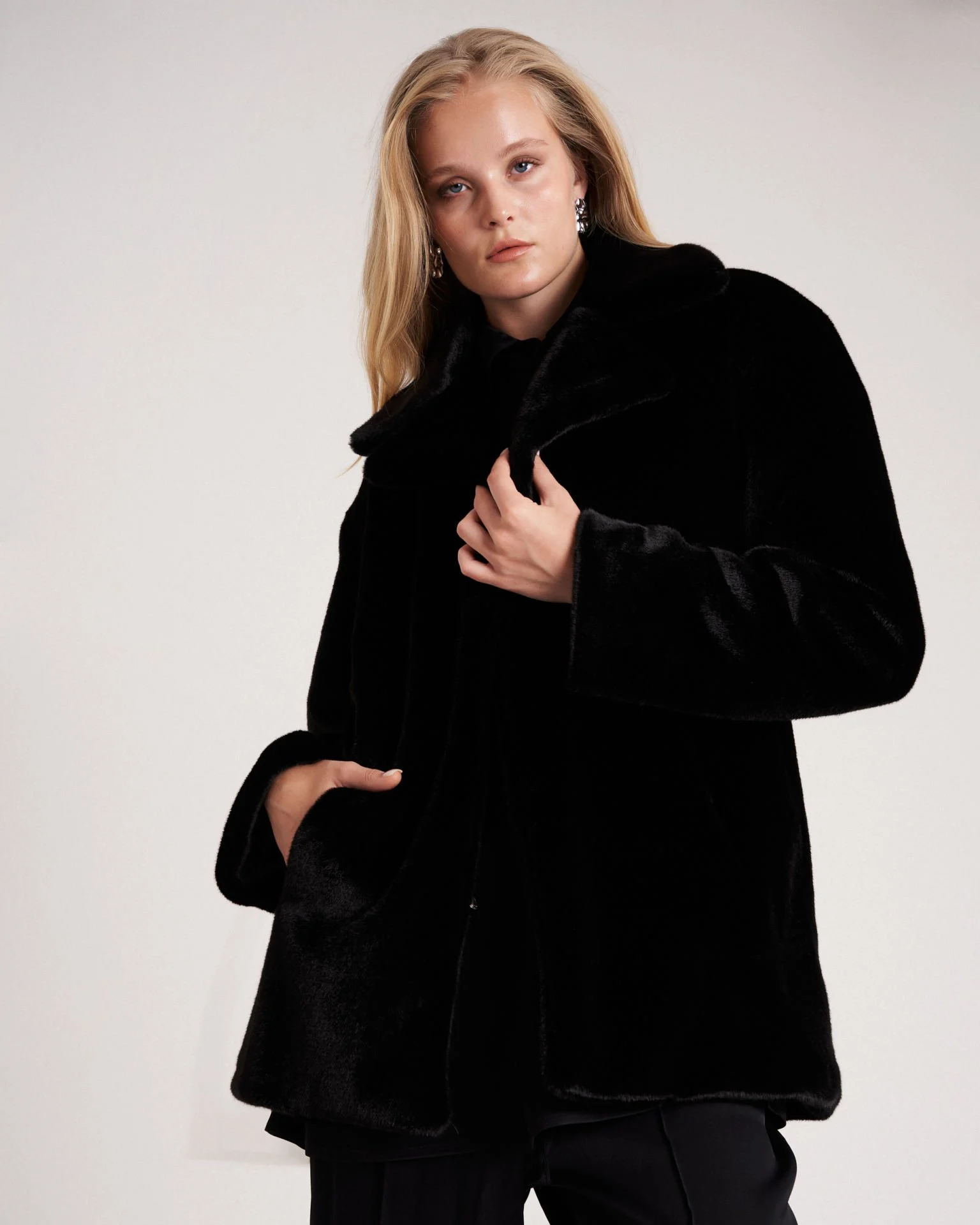 LİSA EXCLUSİVE Angora Mont