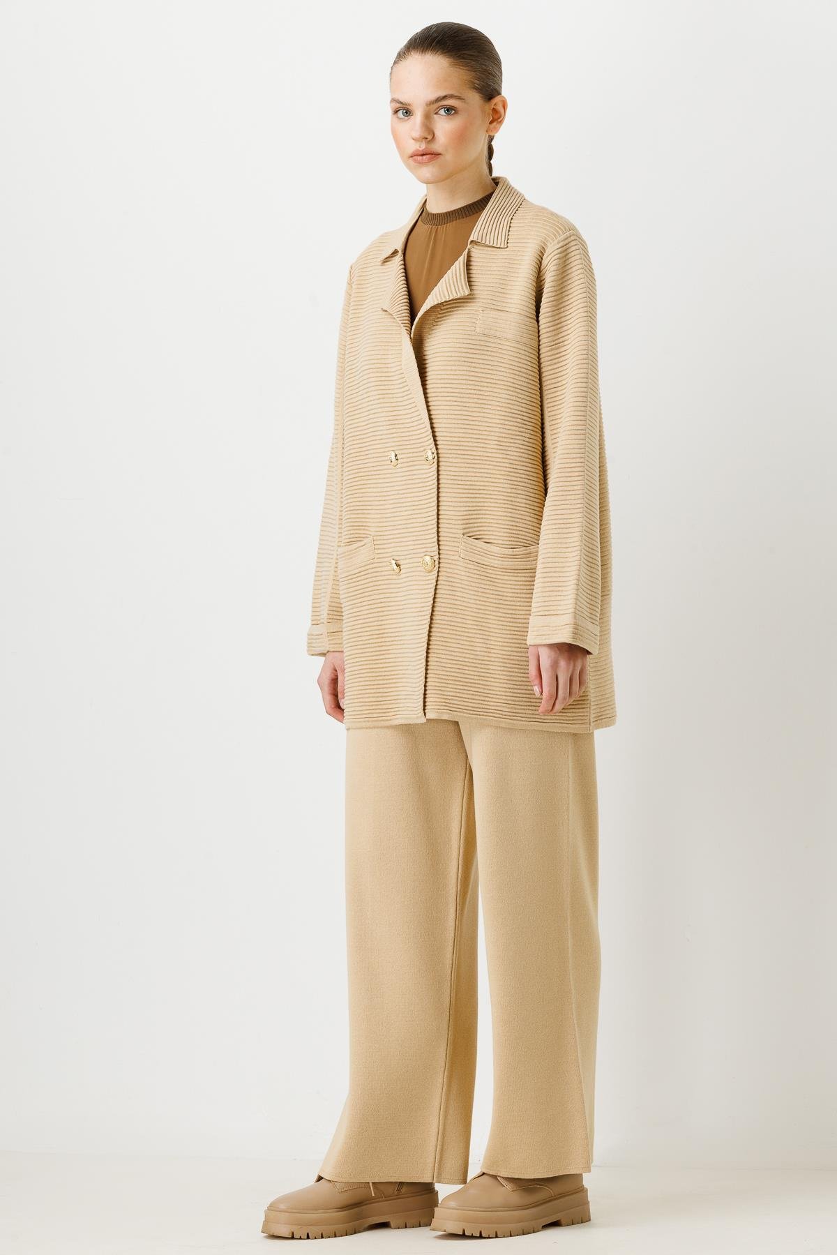 GHİSA GOLD DÜĞME DETAYLI TRİKO CEKET PANTOLON TAKIM