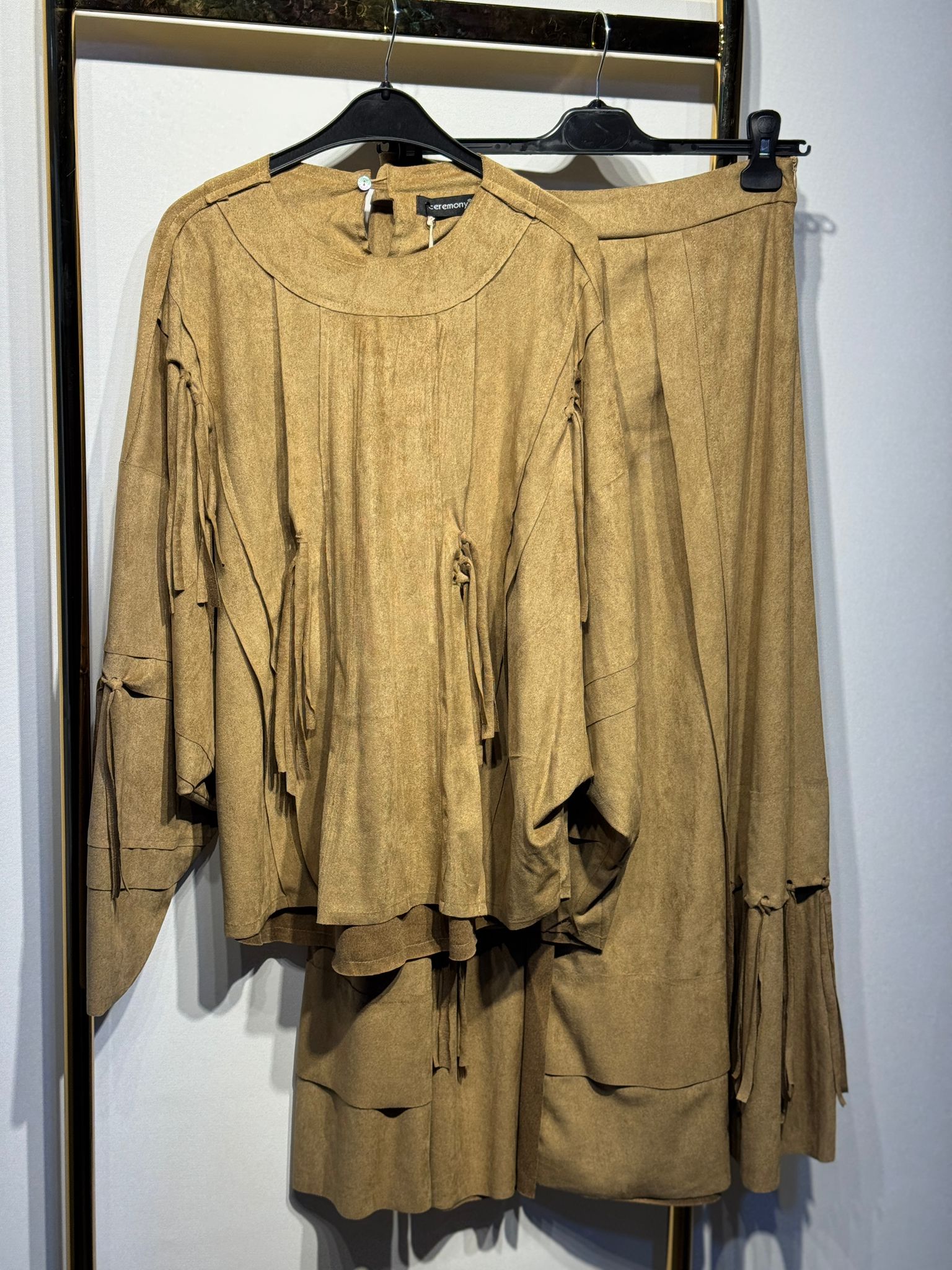 CEREMONY Yara Kol Etekli Takım