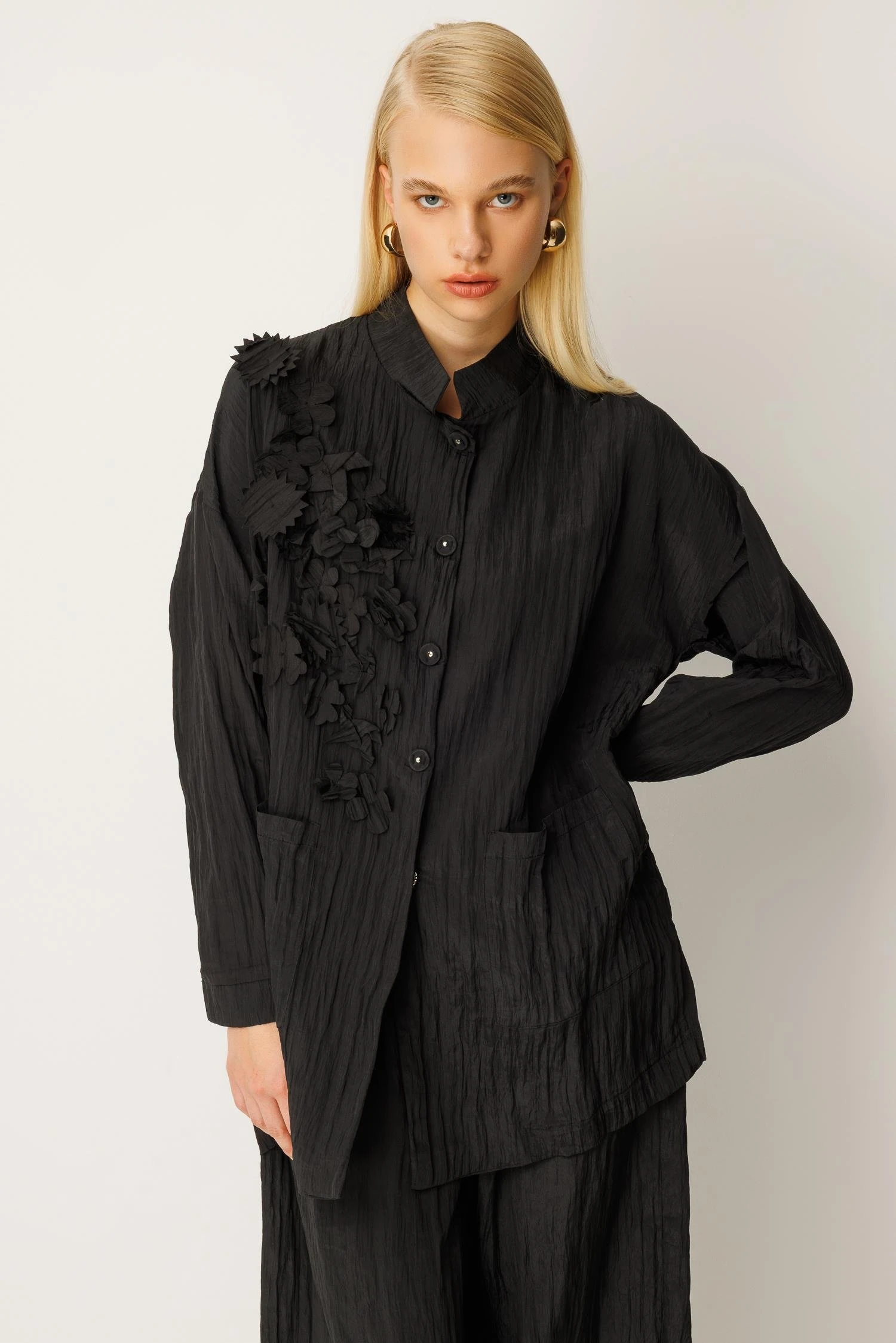 GHİSA Çiçek İşlemeli Kırıştırma Kumaş Gömlek Pantolon Takım