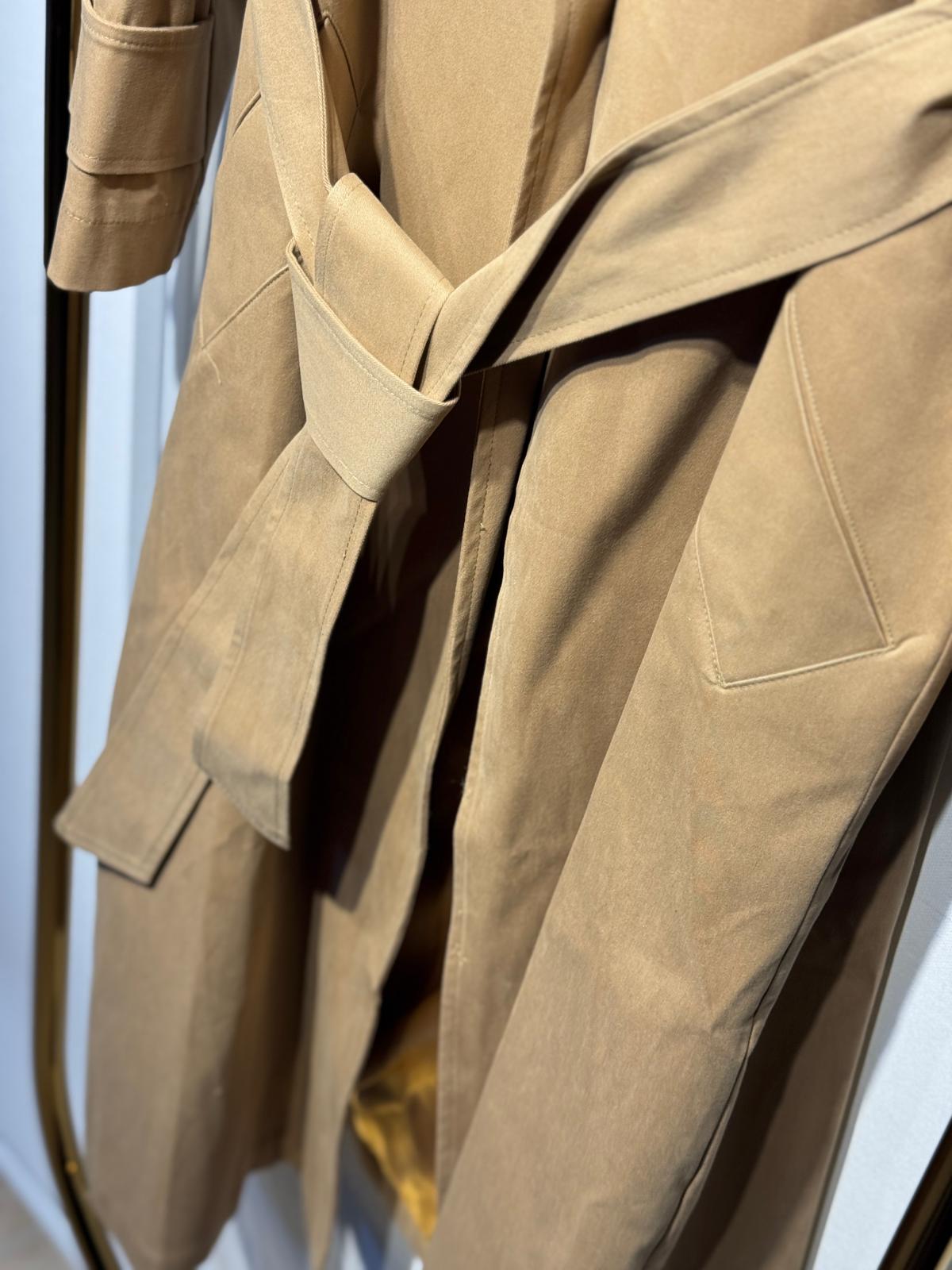 NUSS Yaka Taş ve Payet İşlemeli Trenç