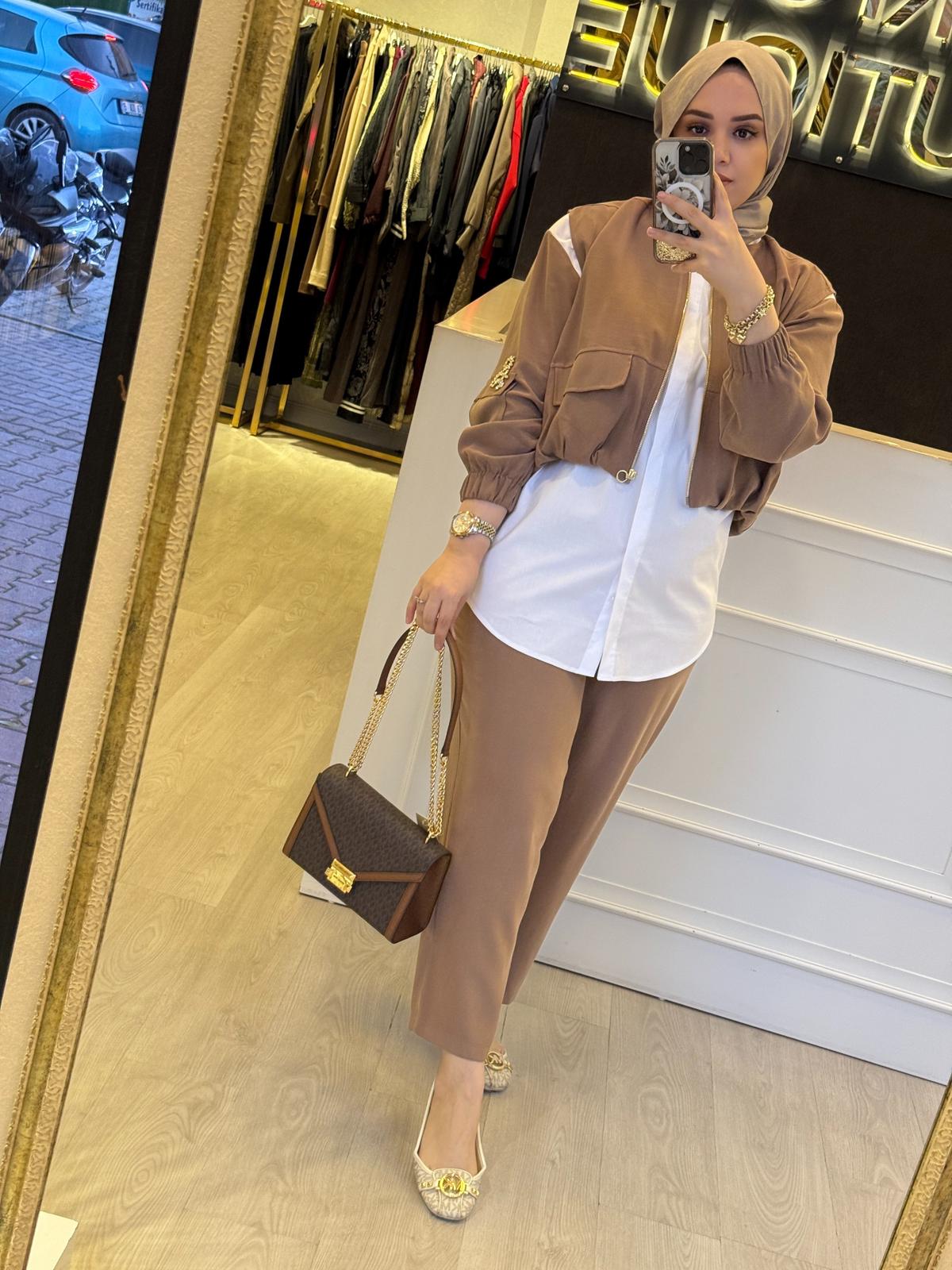 GHİSA Kolları Pırlanta İşleme Detaylı Gömlek Yelek Pantolon Takım