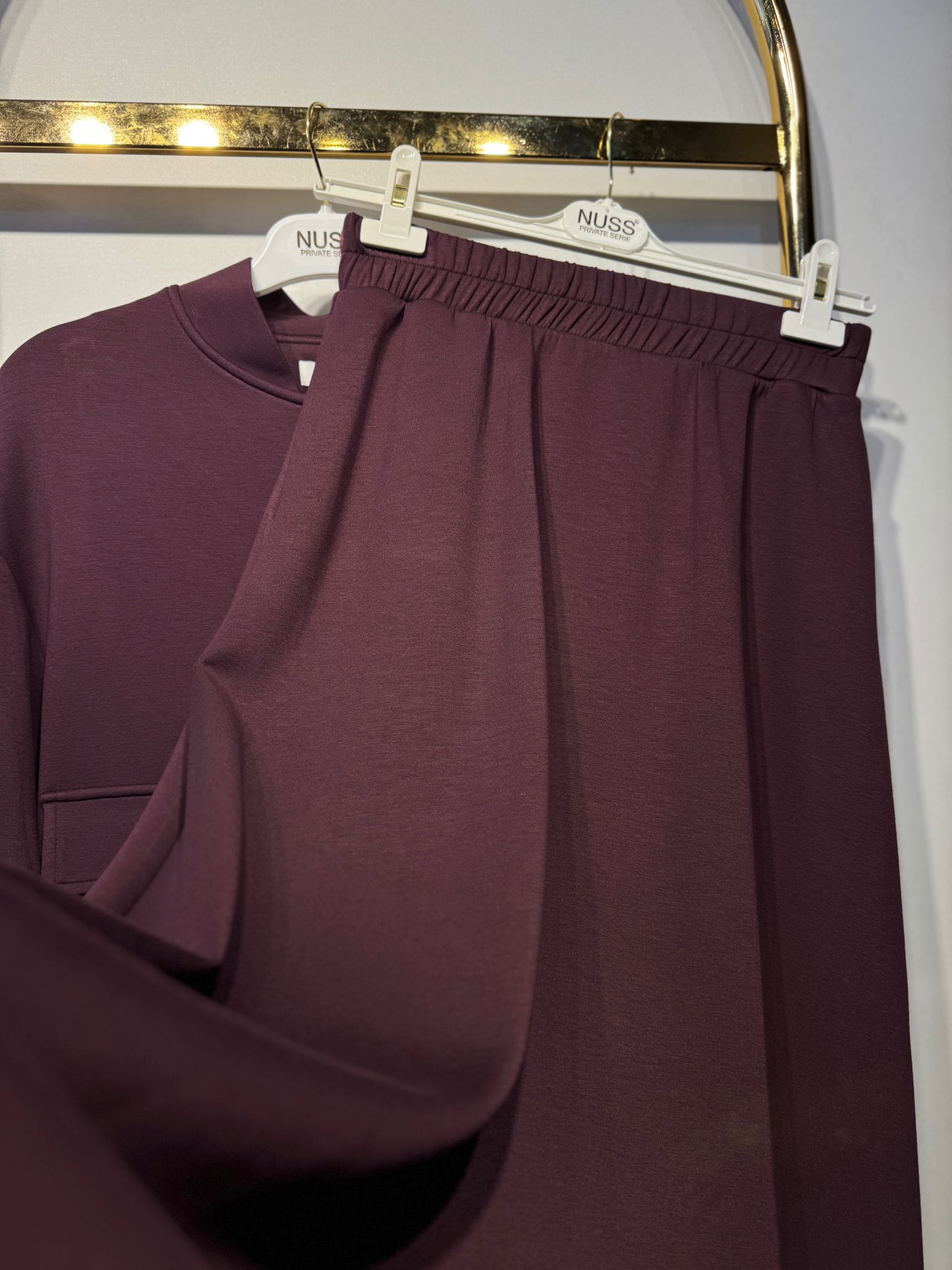 NUSS Göğüs Yıldız Pırlanta İşlemeli Ceket Etek Takım