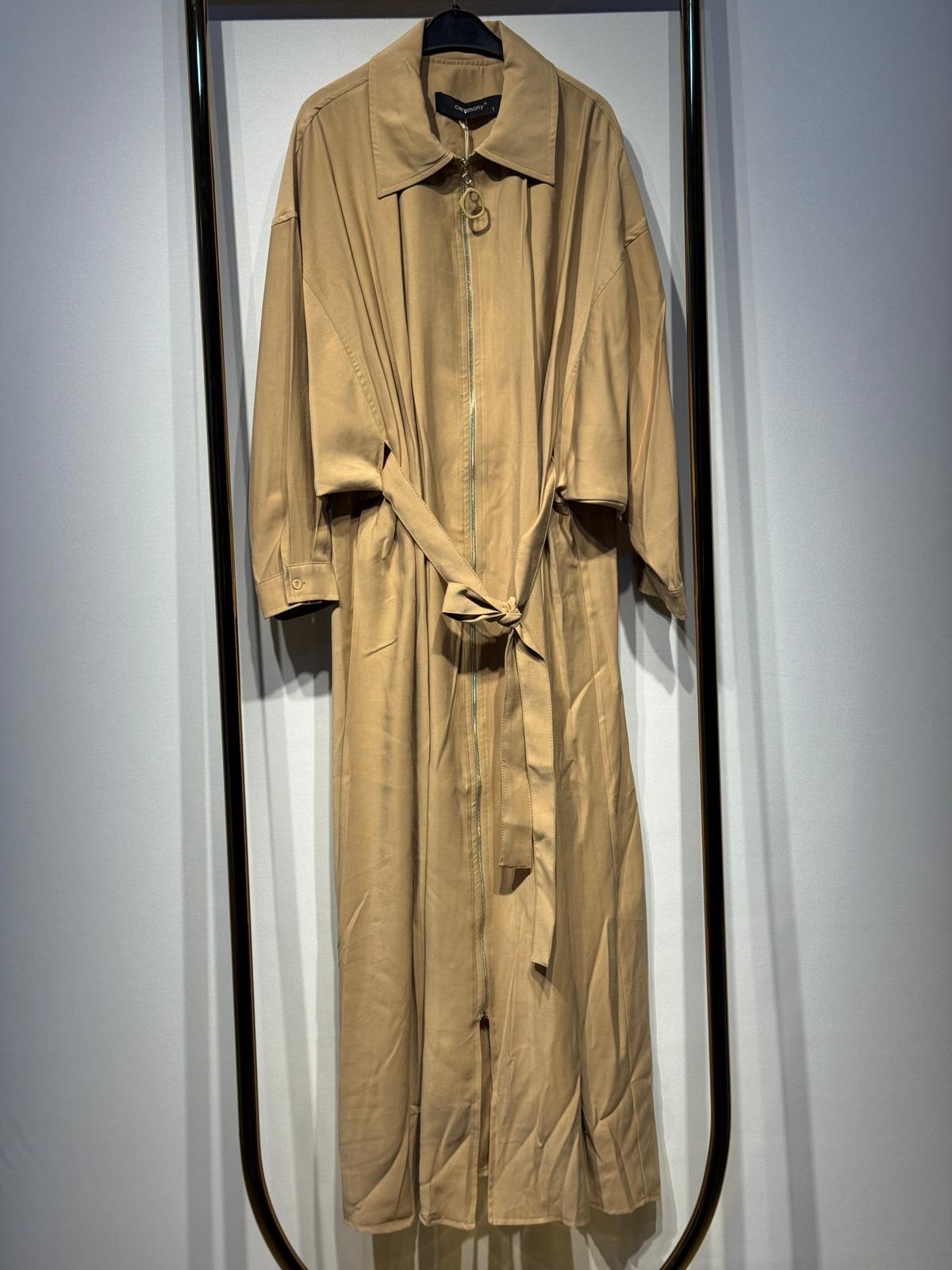 CEREMONY Önden Fermuarlı Tek Kolu Taş Detay İçten Kemerli Kap