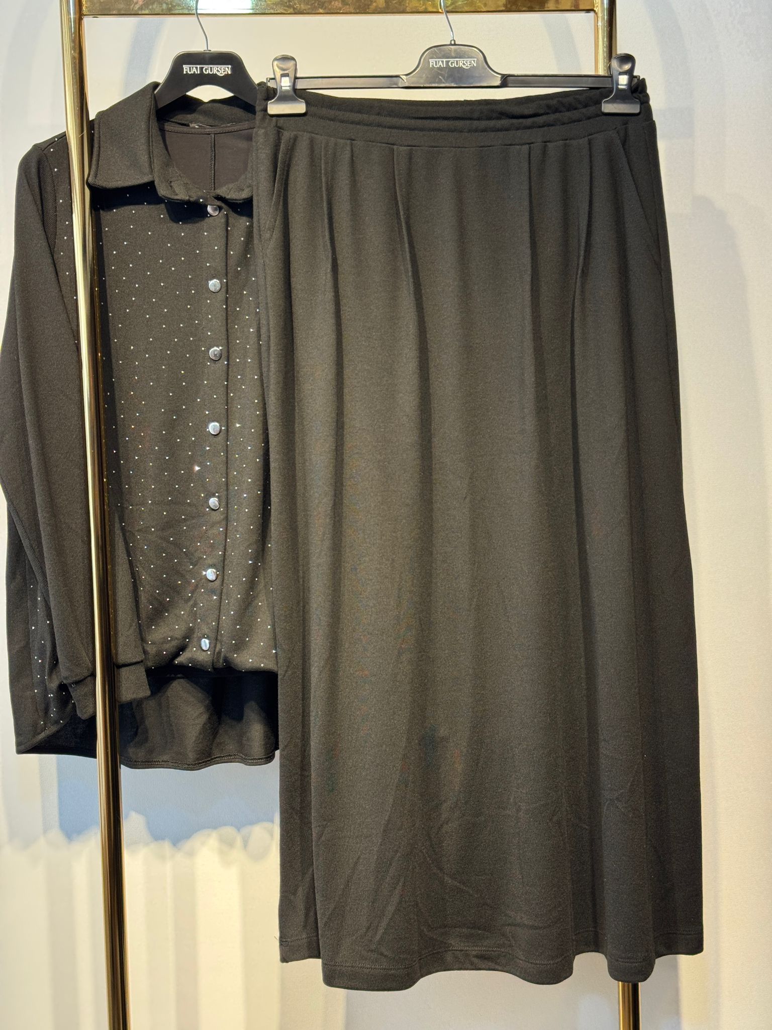 FUAT GÜRSEN Triko Birleşik İçlikli Pırlanta İşlemeli Gömlek Astarlı Etek Takım