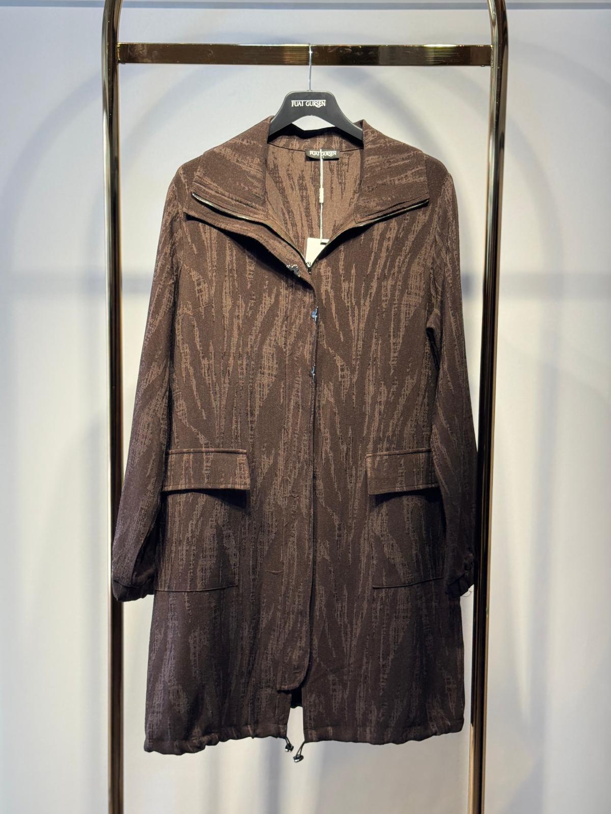 FUAT GÜRSEN Desenli Kumaş Kap