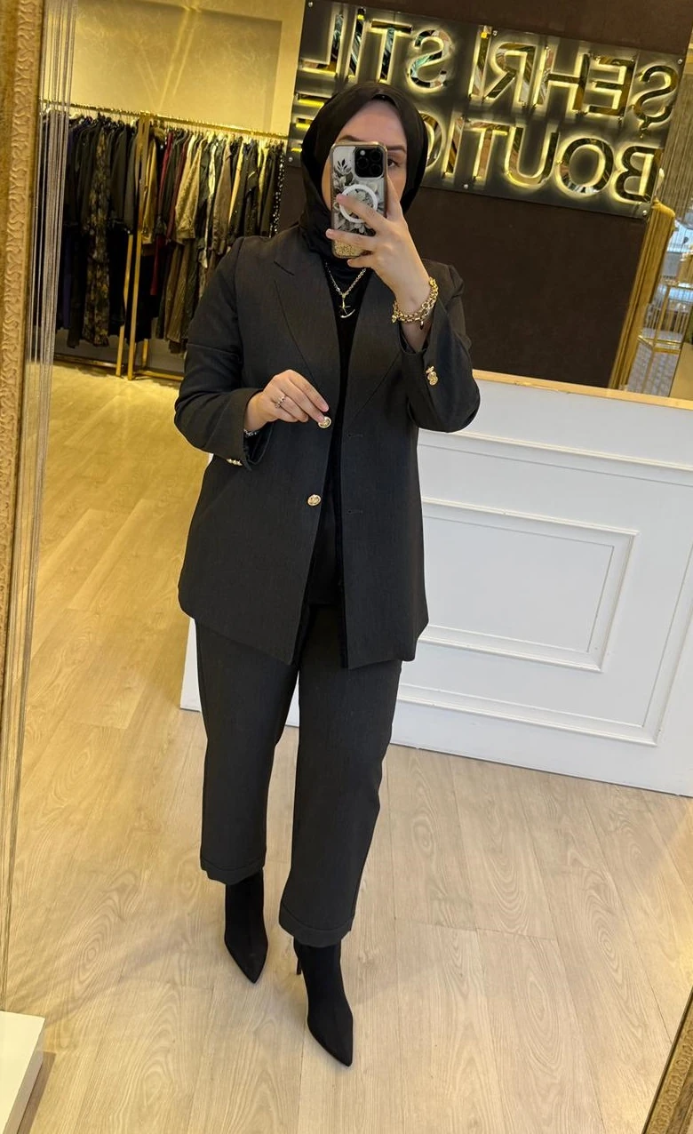 GHİSA Gold Düğme Detaylı Kruvaze Görünüm Ceket Pantolon Takım