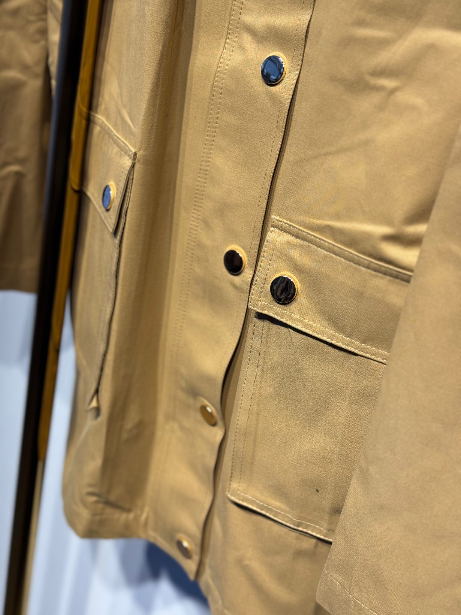 LİSA EXCLUSİVE Yaka İşlemeli Kısa Trenç - Pantolon Takım