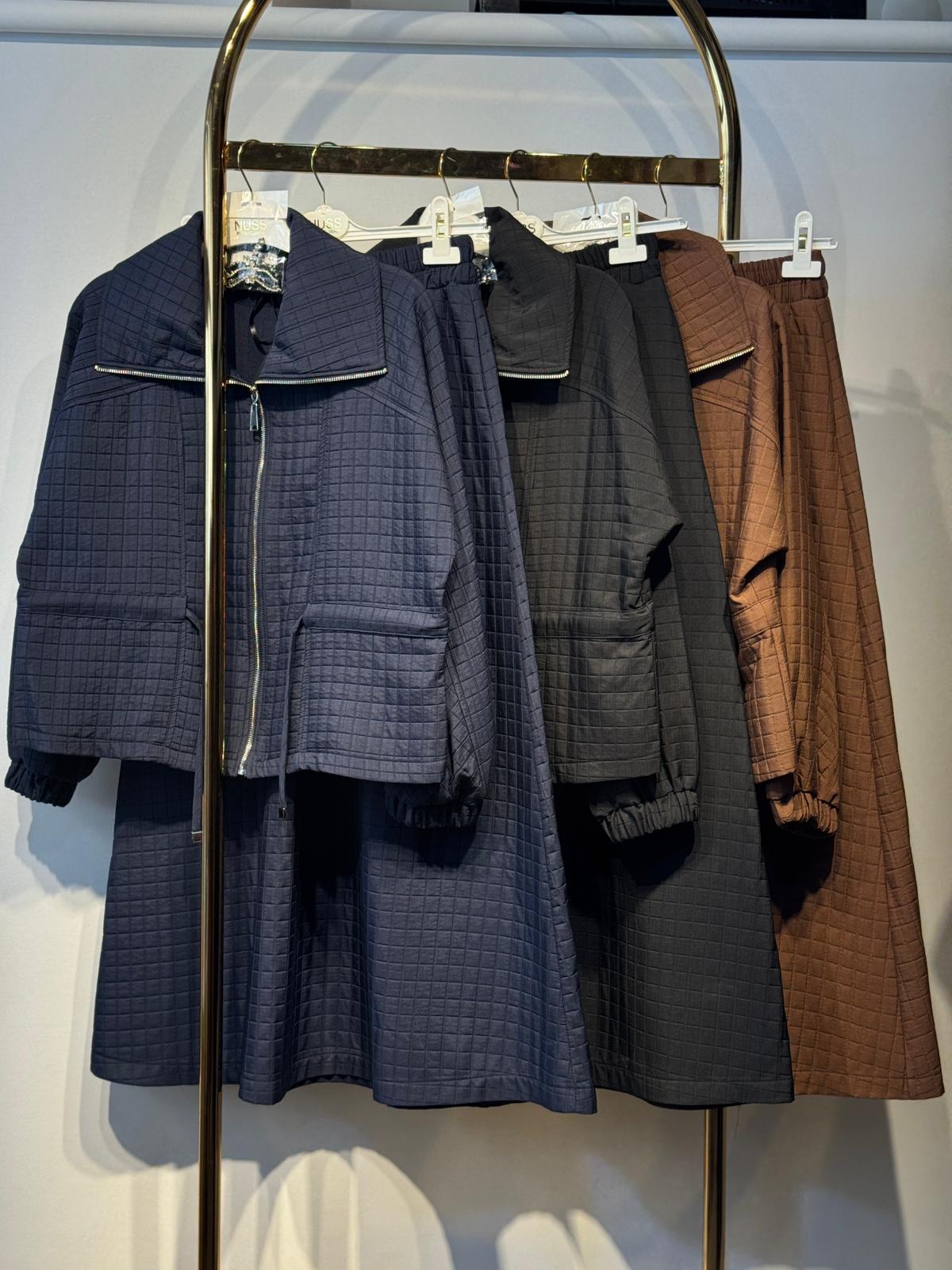 NUSS Kabartma Kumaş Ceket Etek Takım