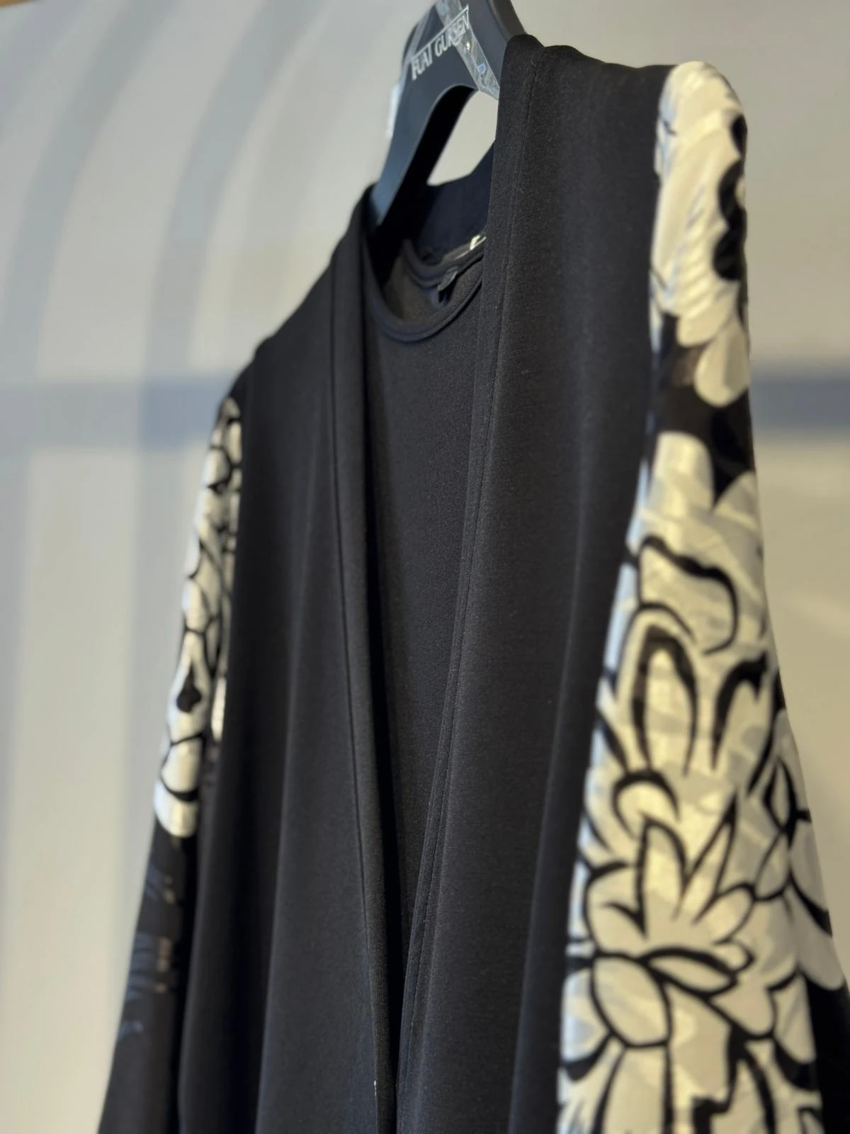 FUAT GÜRSEN İçlik Hediyeli Tasarım Kumaş Hırka