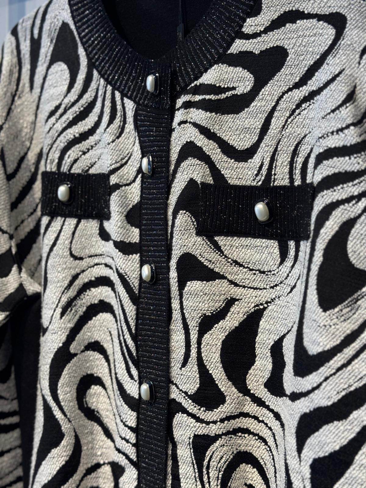 GHİSA İnci Düğmeli Kısa Hırka