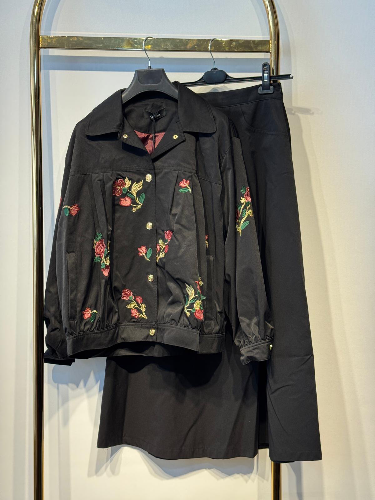 GHİSA Çiçek Nakış İşlemeli Kısa Bumber - Çan Etek Tasarım Takım