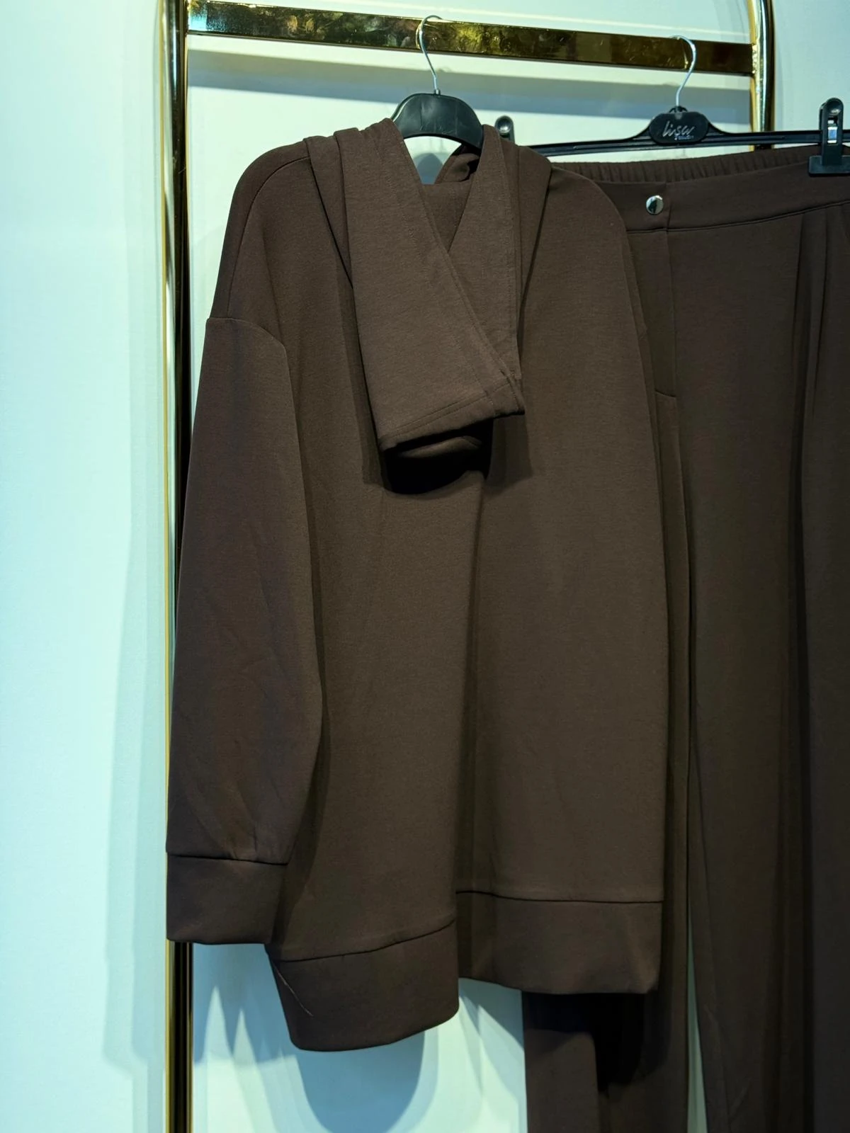 LİSA EXCLUSİVE Göğüs Nakış İşlemeli Sweat Pantolon Takım