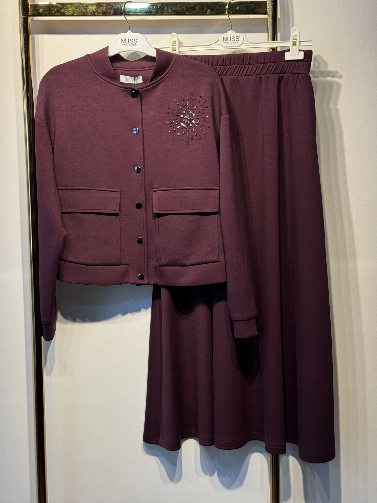 NUSS Göğüs Yıldız Pırlanta İşlemeli Ceket Etek Takım
