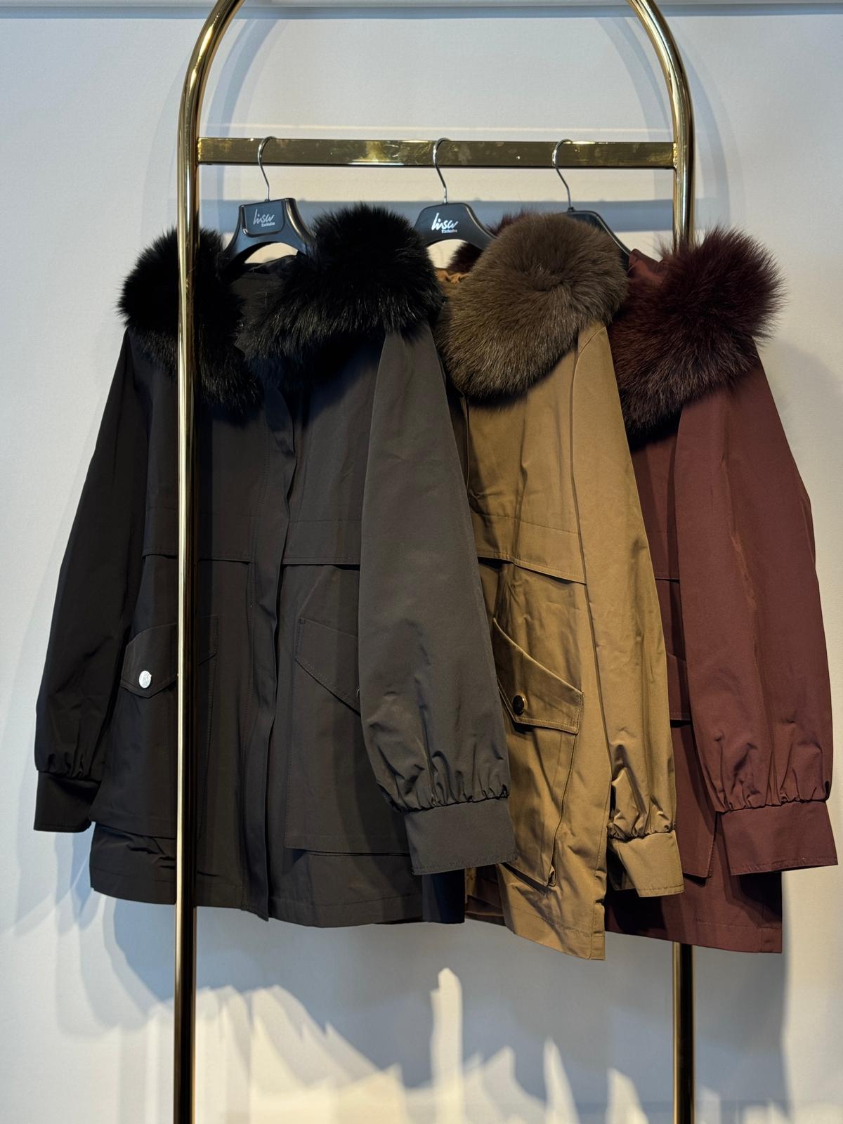 LİSA EXCLUSİVE Kürklü Çıt Kısa Trenç