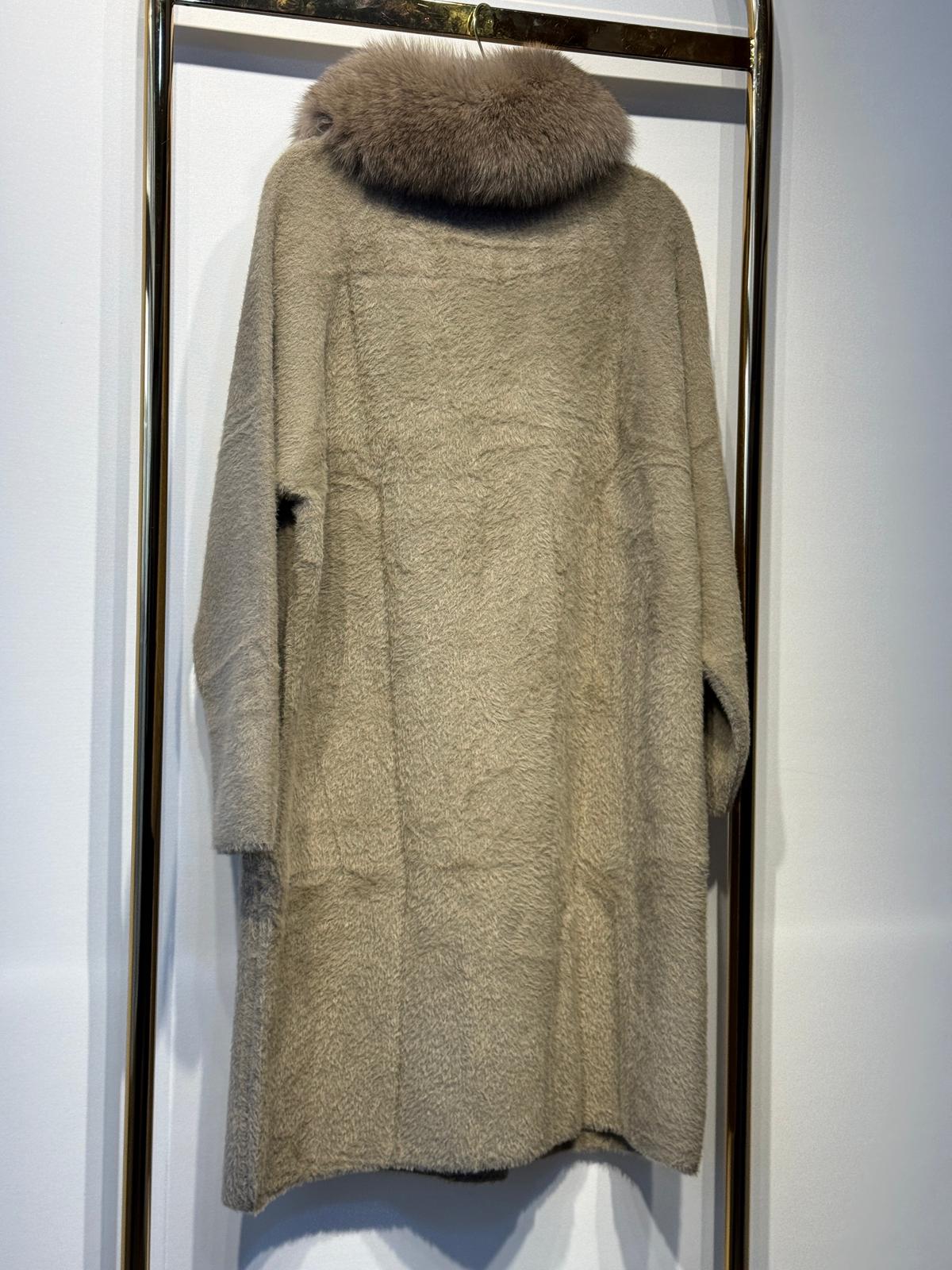 NUSS Düğme Detaylı Angora Kaban