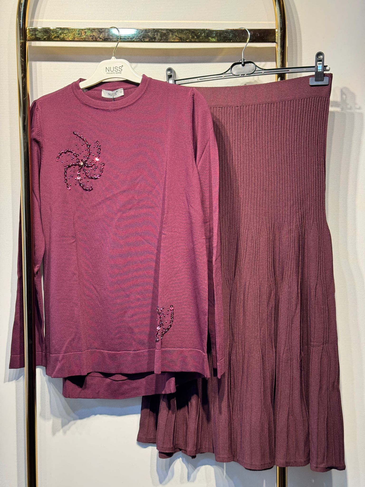 NUSS Payet İşlemeli Tunik Pliseli Etek Merserize Takım