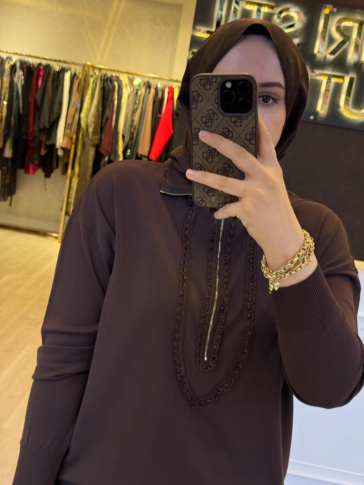 MİSSWHENCE 38018 Nakış İşleme Şerit Detaylı Yarım Fermuar Dikişsiz Triko Tunik