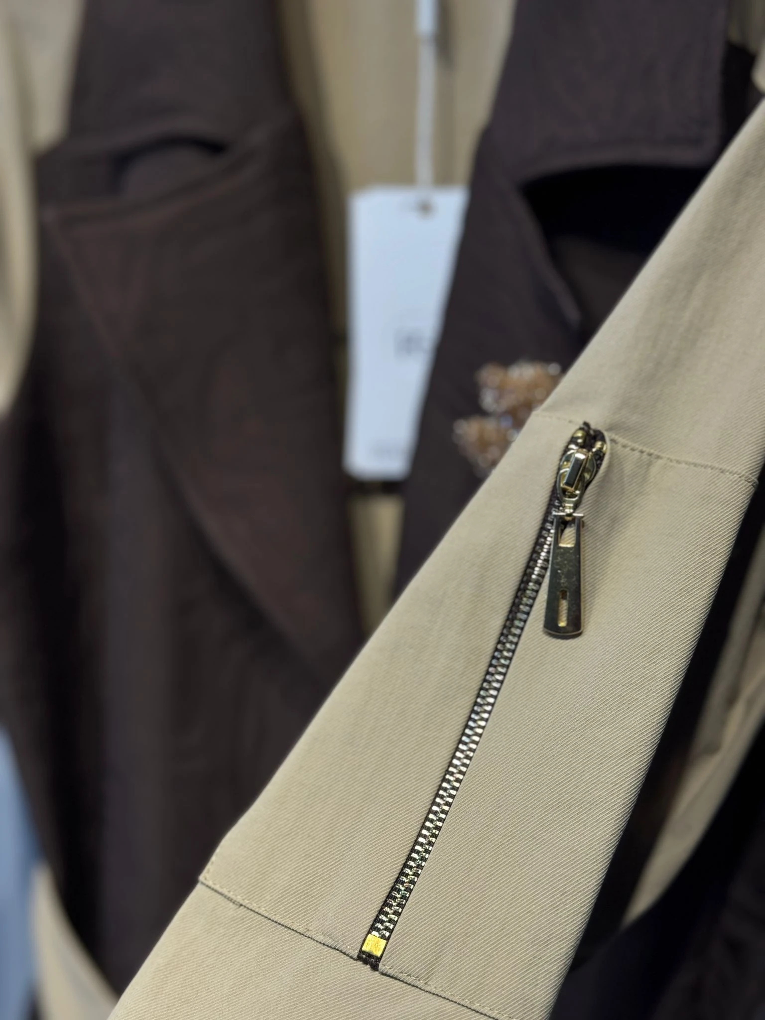 FUAT GÜRSEN Belden Bağlamalı Bronş Hediyeli Çift Ton Tasarım Uzun Kap