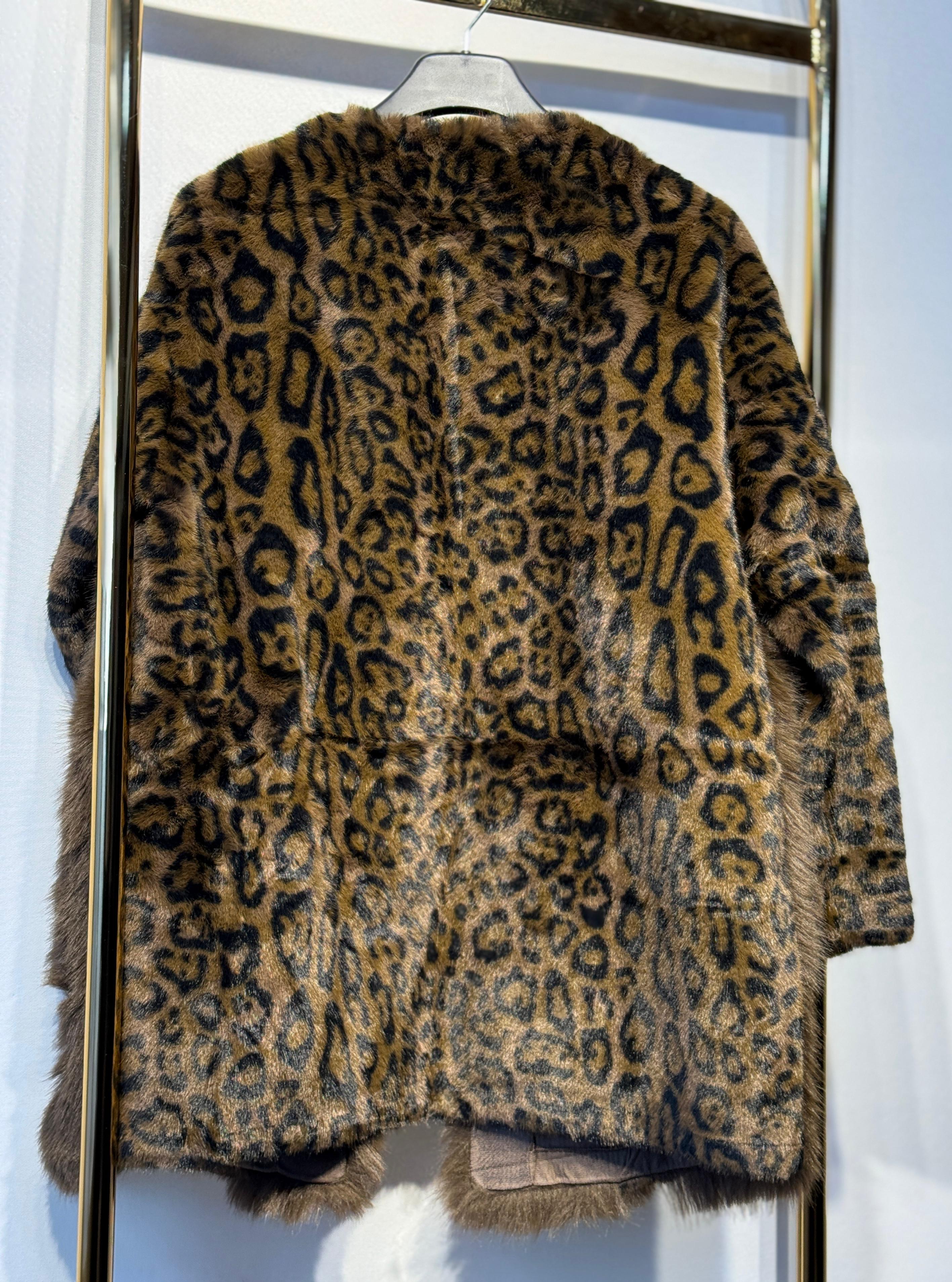 GHİSA Deri Bağlama Detaylı Leopar Desenli Kürk Kaban