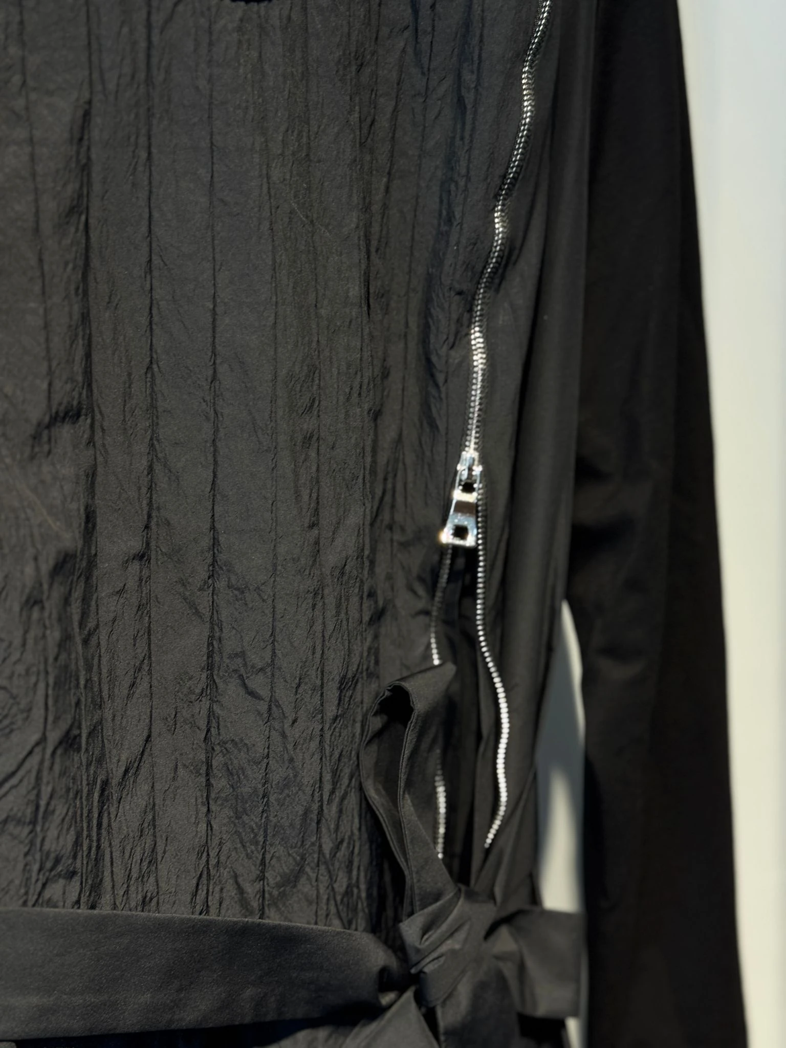 MİSSWHENCE 38813 Belden Bağlamalı Tasarım Uzun Tafta Elbise