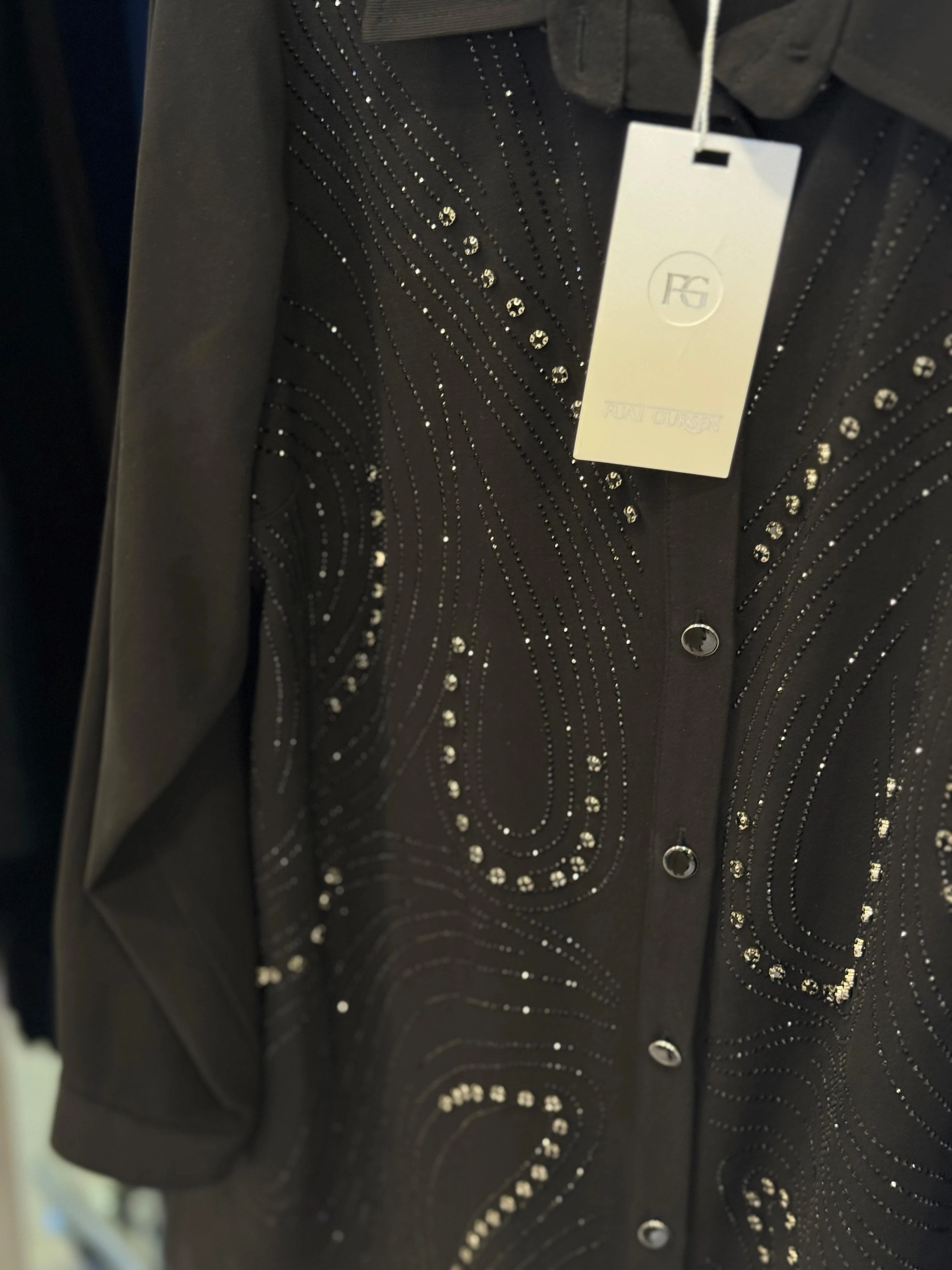 FUAT GÜRSEN Taş İşlemeli Rahat Gömlek