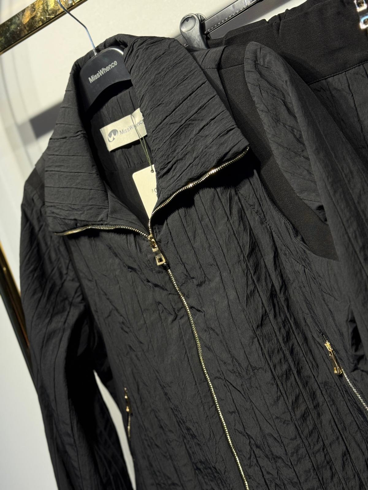 MİSSWHENCE 38216 Gold Fermuar Detaylı Kabartma Kumaş Ceket Etek Takım