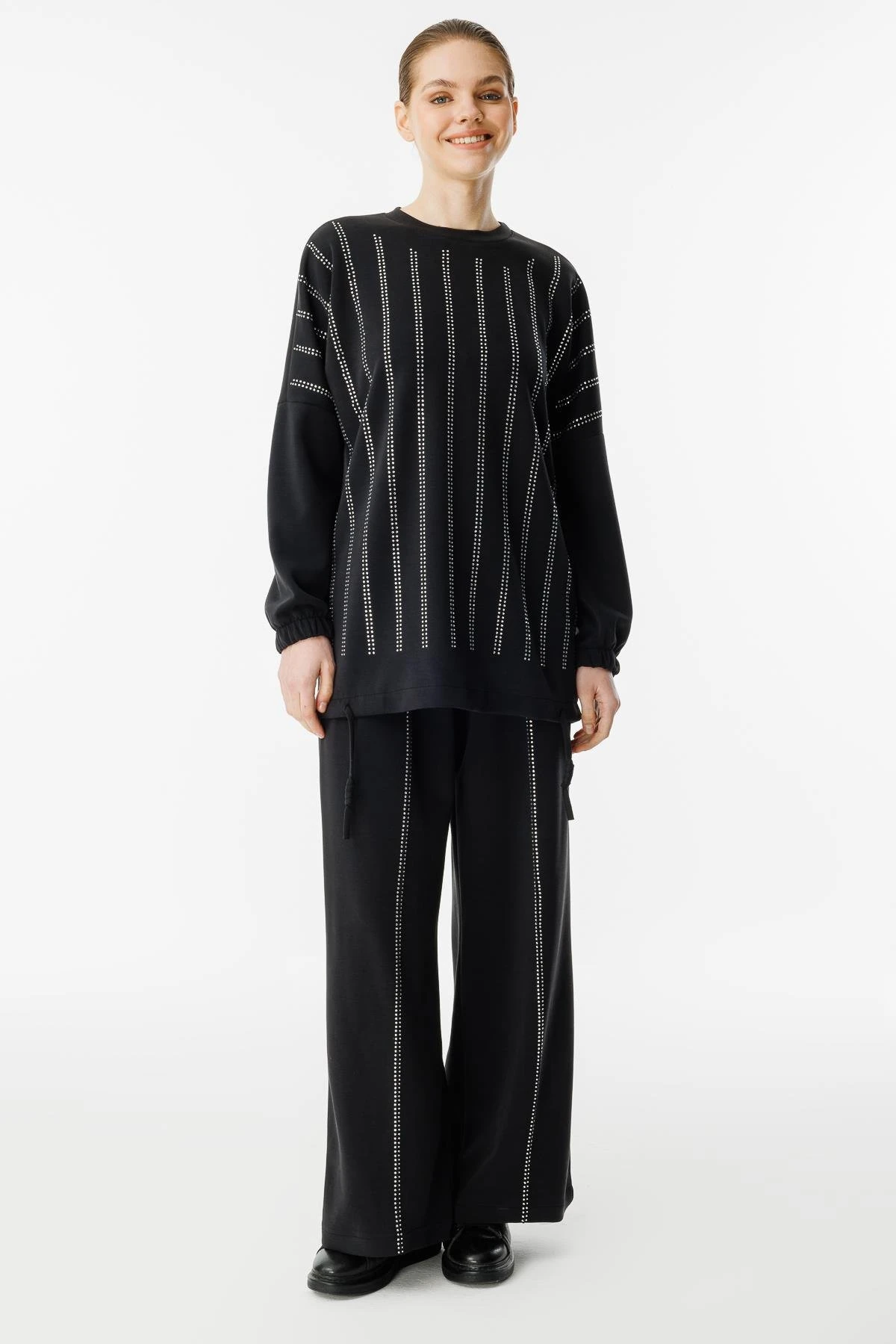 GHİSA SU YOLU TAŞ DETAYLI TAKIM